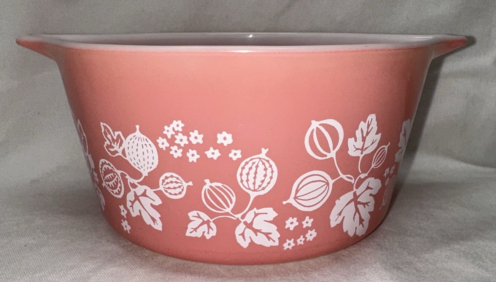 Vtg Pyrex Pink Gooseberry 473 1 Qt NO LID Casserole Dish Baking Dish Made In USA Vtg Pyrex Pink Gooseberry 473 1 Qt NO LID Casserole Dish Baking Dish Made In USA