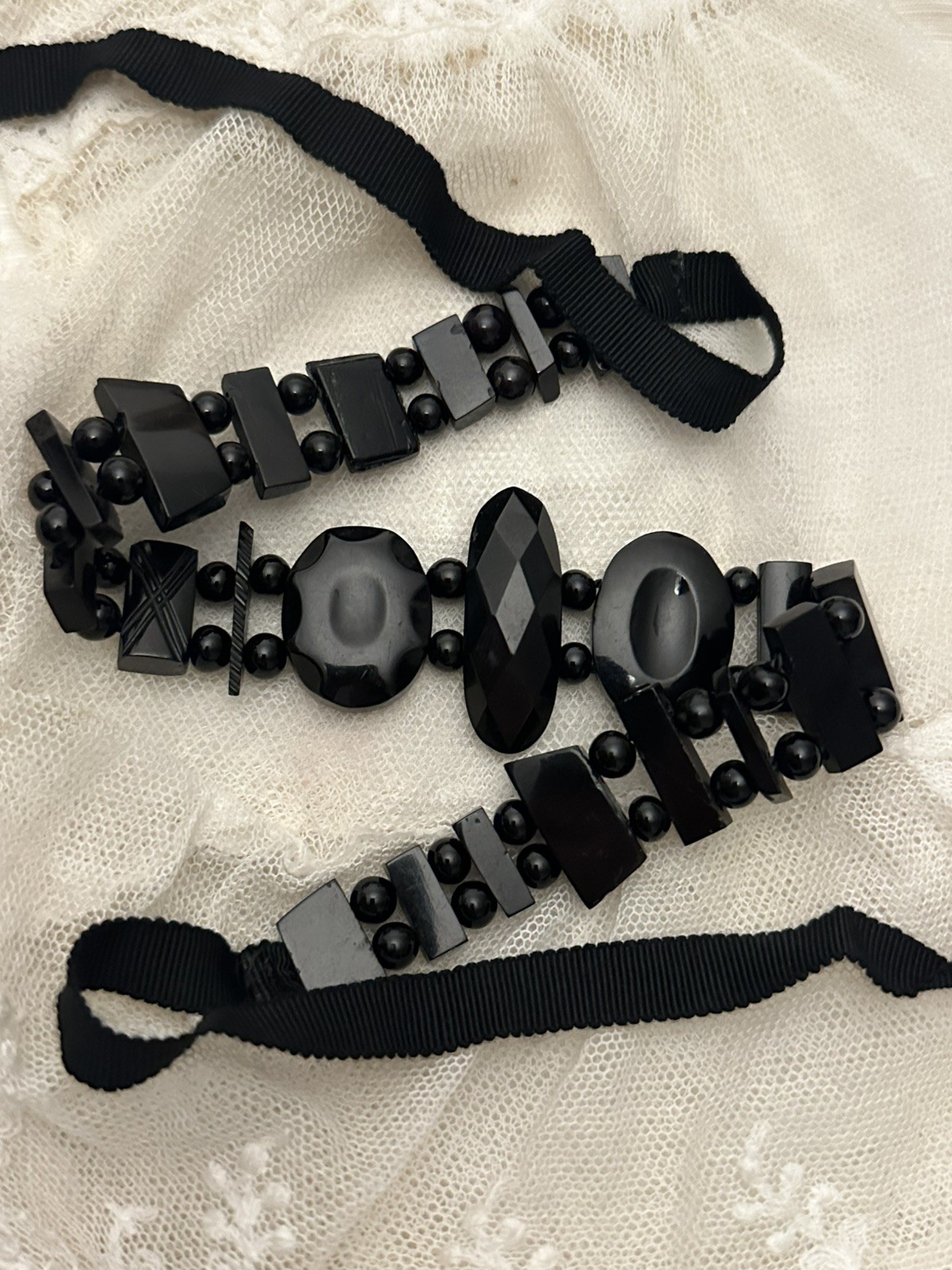 Antique Victorian Whitby Jet Mourning Choker Necklace Late 1800s Gothic