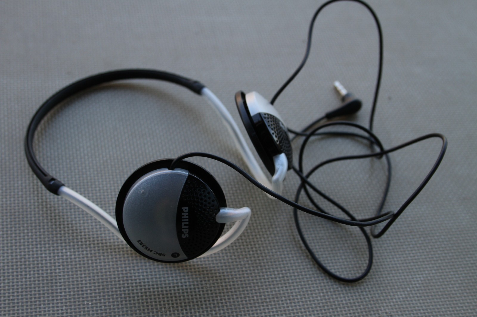 Vintage Philips SBC HS383 Wired Stereo Headphones Vintage Philips SBC HS383 Wired Stereo Headphones