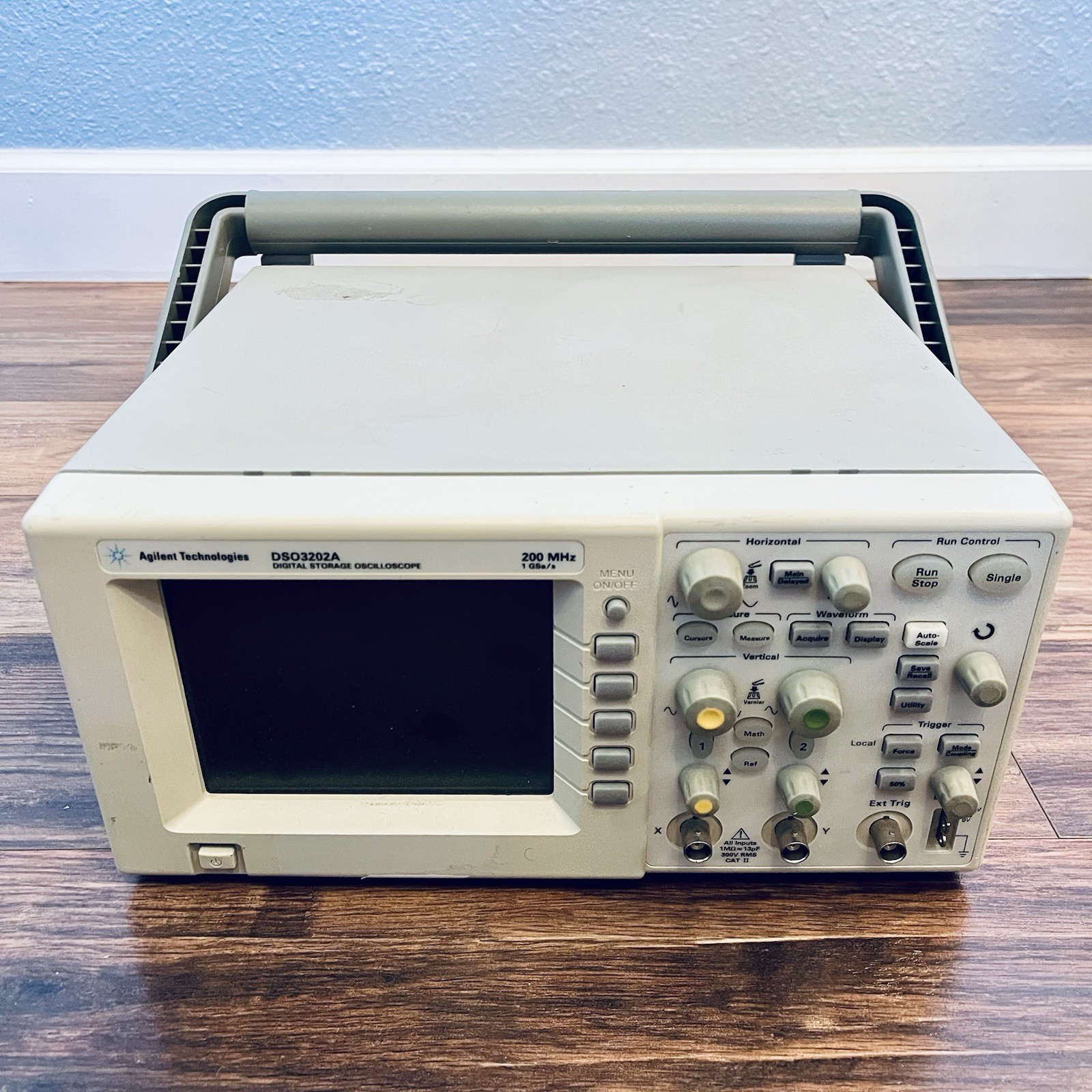 Agilent DSO3202A 200MHz 1GSa/s Digital Storage Oscilloscope w/ Extension Module