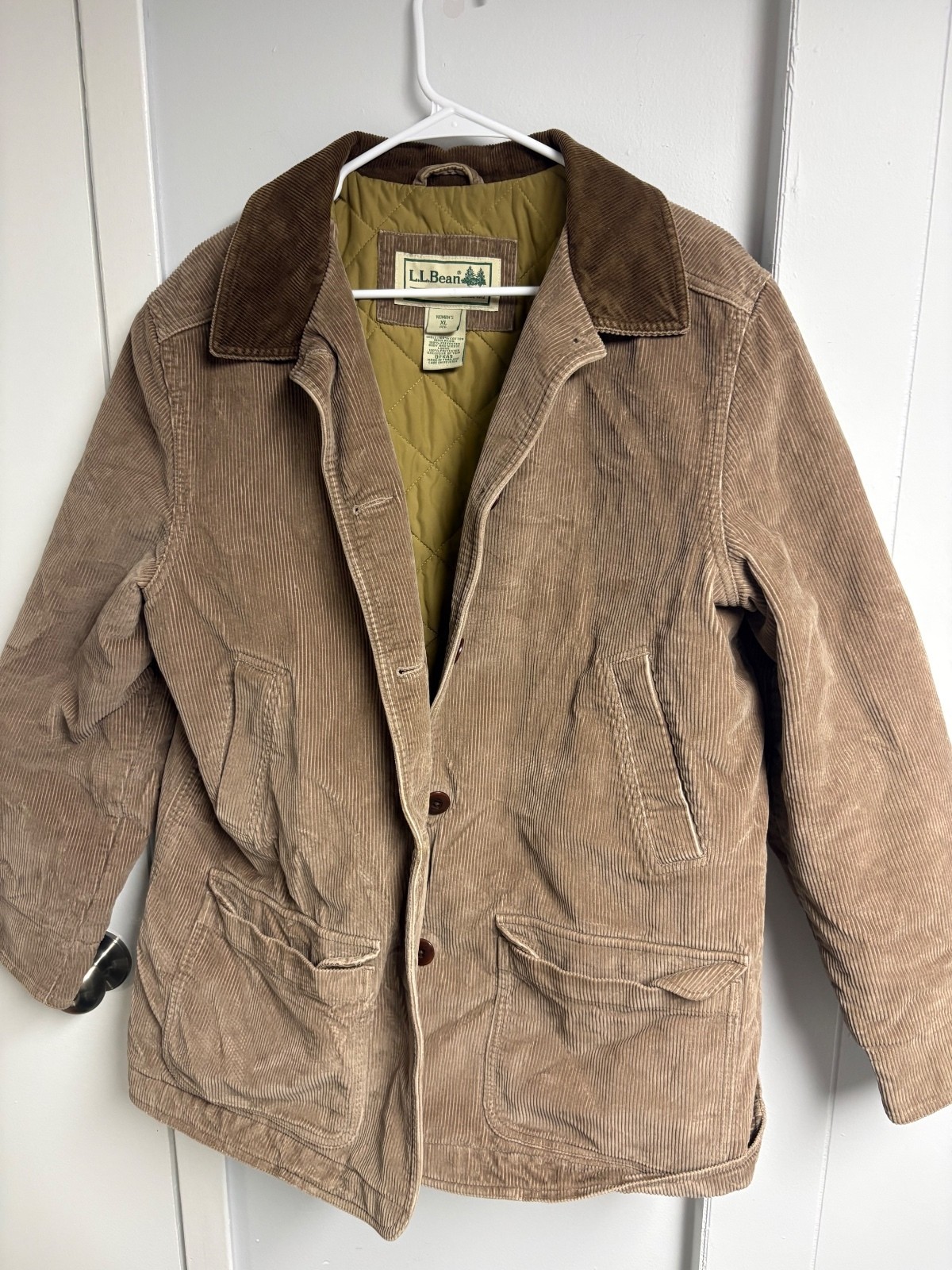 L.L.Bean Women\'s XL Regular Brown Corduroy Jacket with Quilted Lining L.L.Bean Women\'s XL Regular Brown Corduroy Jacket with Quilted Lining