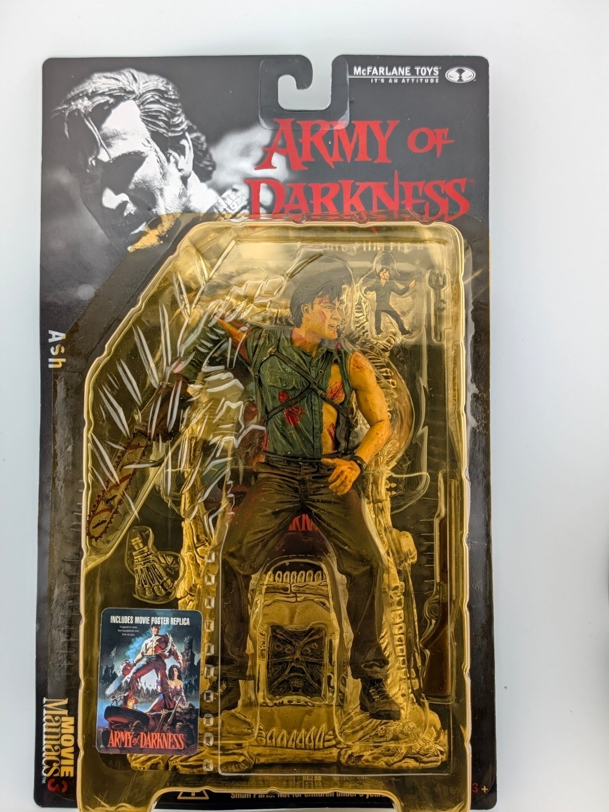 McFarlane Movie Maniacs 3 Ash Army of Darkness 2000 Sealed MOC Evil Dead Ash