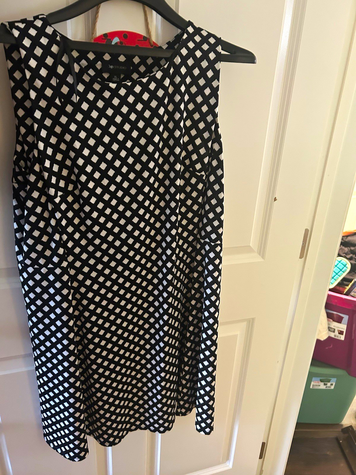 AB Studio XL Regular Black/White Geometric Pencil Dress Knee Sleeveless Round AB Studio XL Regular Black/White Geometric Pencil Dress Knee Sleeveless Round