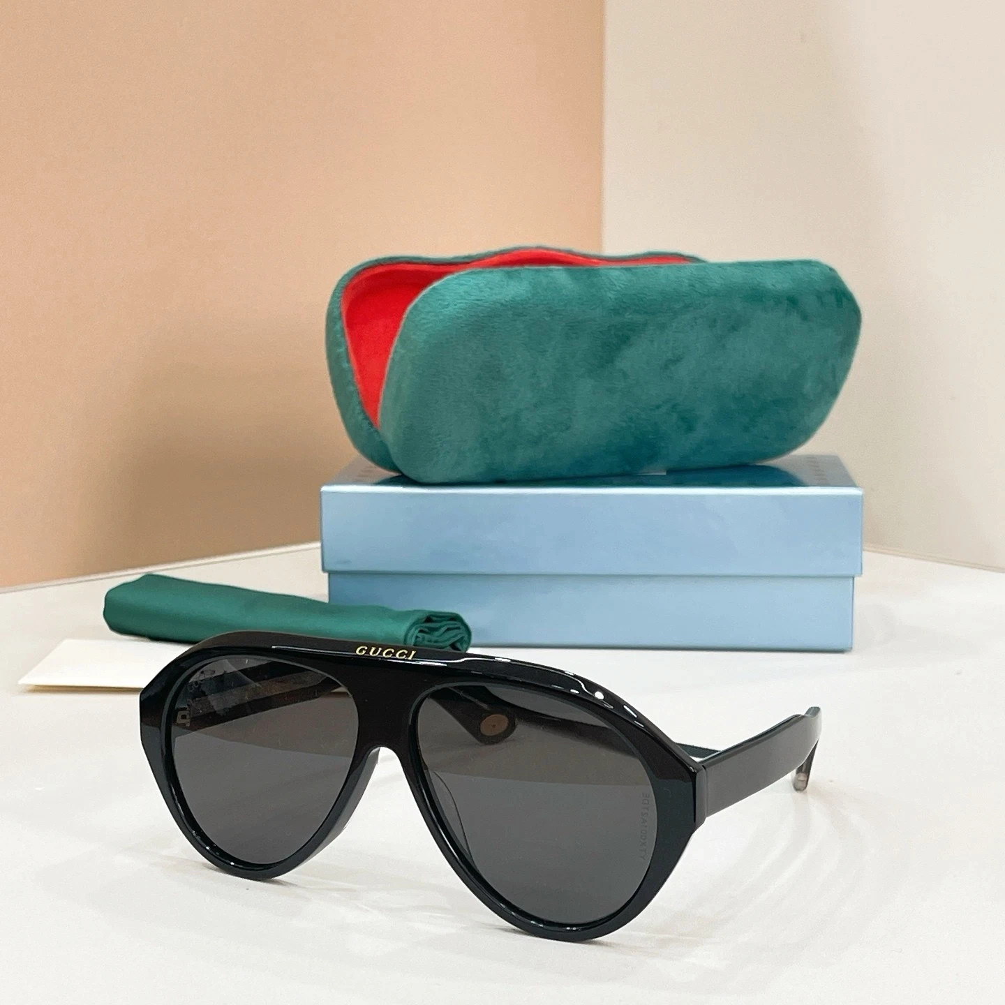 Gucci GG0479S Black Aviator Sunglasses Black Lens 60-13-150