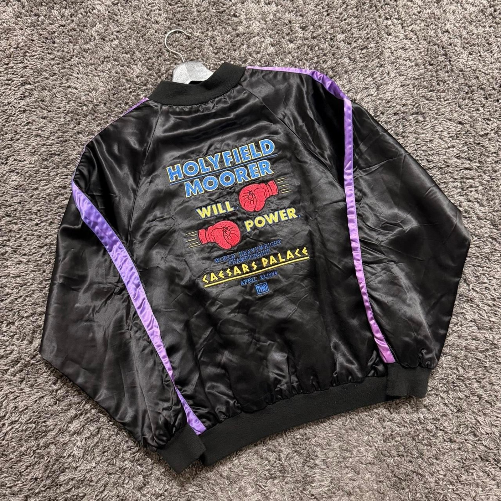 Vintage 1994 Caesars Palace Holyfield Vs. Moorer Satin Bomber Jacket Size Large