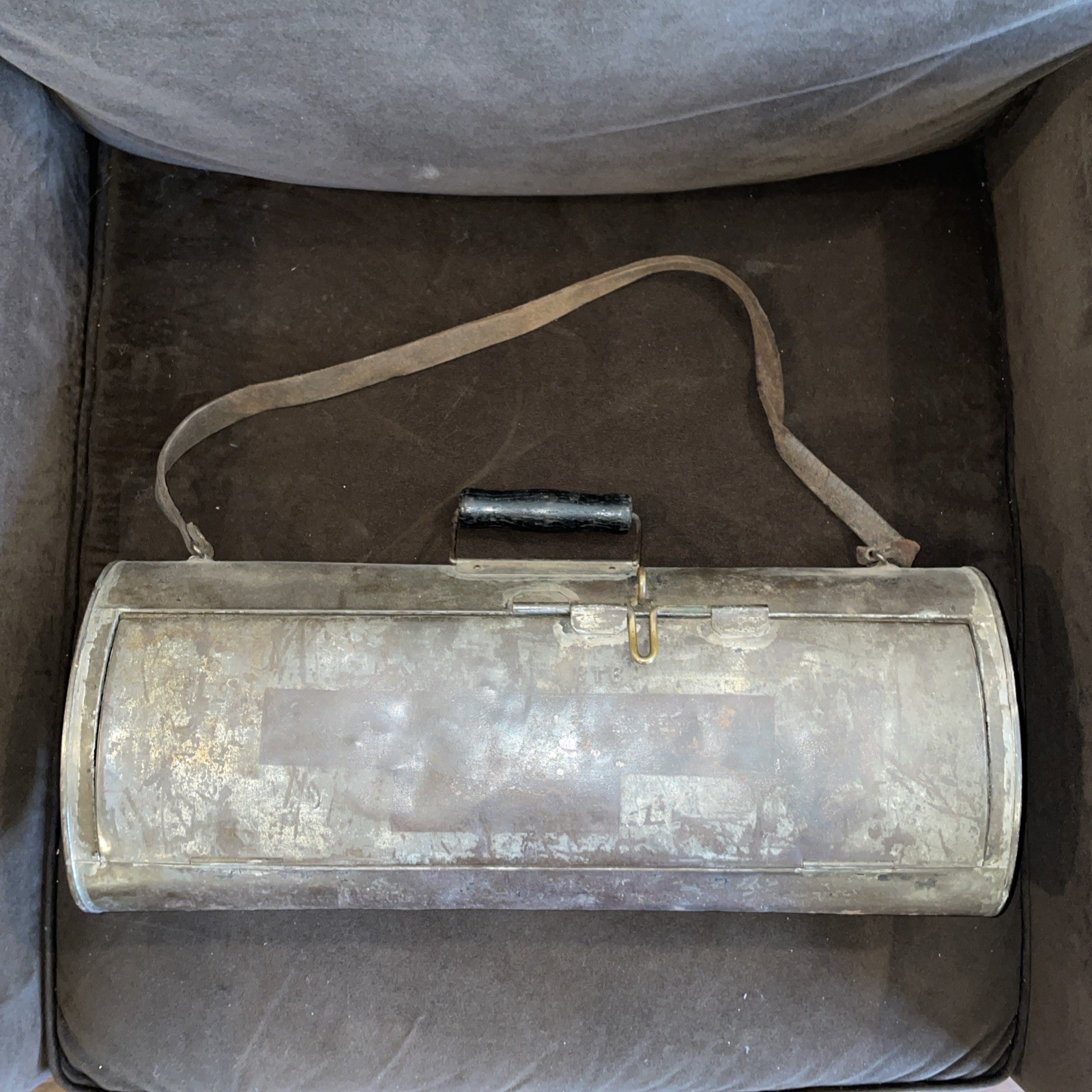 Vintage Antique Peter Gray & Sons Mfg. Railroad Or Tackle Box Stamped “913” Exc. Vintage Antique Peter Gray & Sons Mfg. Railroad Or Tackle Box Stamped “913” Exc.