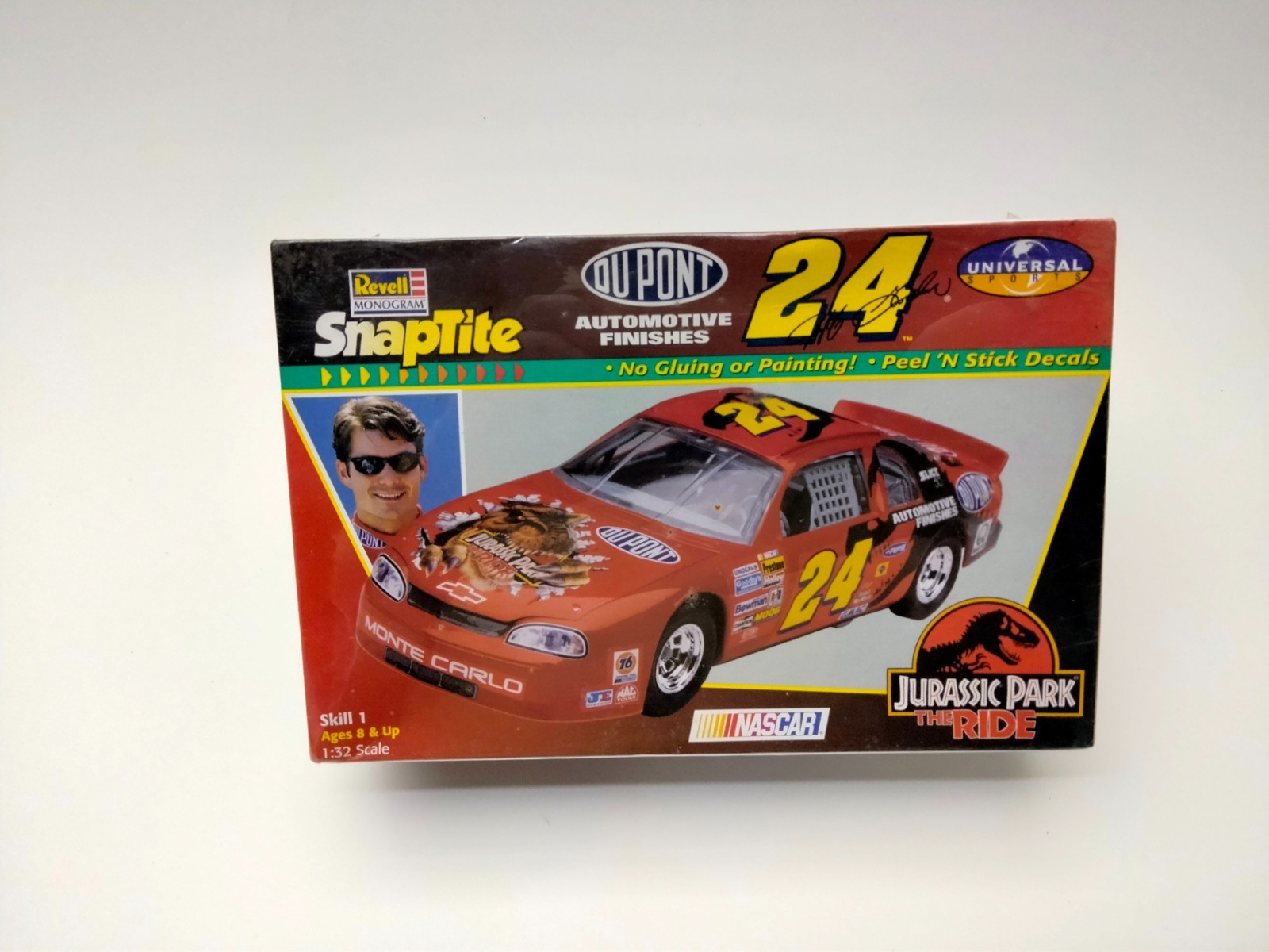 Revell SnapTite Jeff Gordon NASCAR Model Kit 1997 Jurassic Park the Ride Revell SnapTite Jeff Gordon NASCAR Model Kit 1997 Jurassic Park the Ride