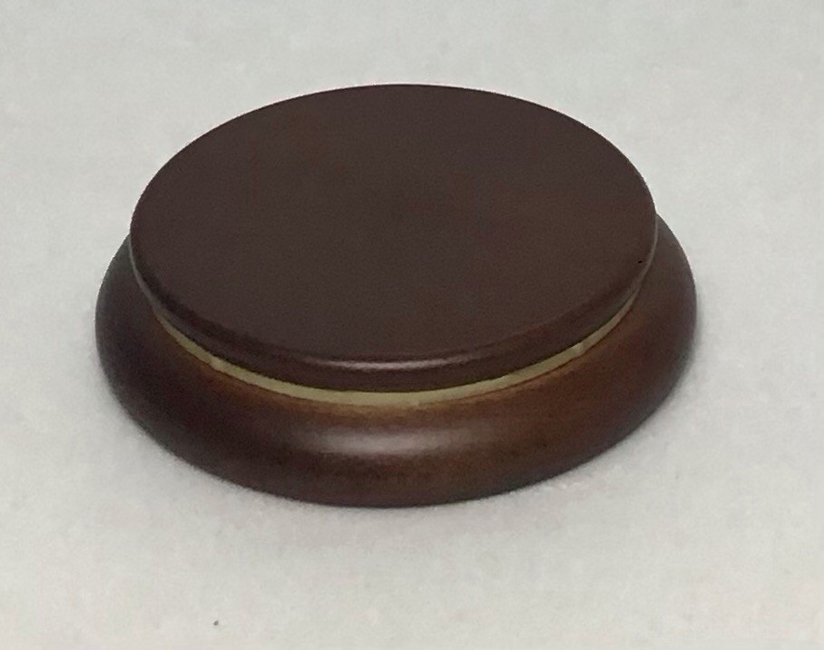 Fenton Gold Medallion Collection Wooden Base Gold Decal 3.25” round Fenton Gold Medallion Collection Wooden Base Gold Decal 3.25” round