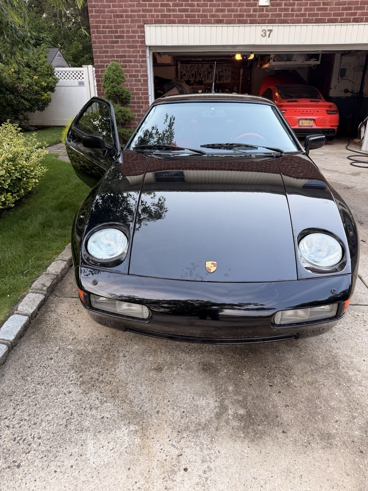 1989 Porsche 928 S-4 1989 Porsche 928 S-4