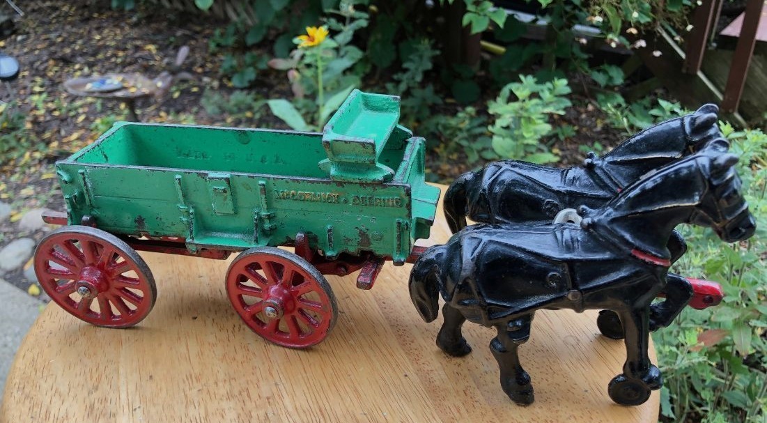 RARE Antique Arcade Cast Iron McCormick Deering Horse & Wagon RARE Antique Arcade Cast Iron McCormick Deering Horse & Wagon