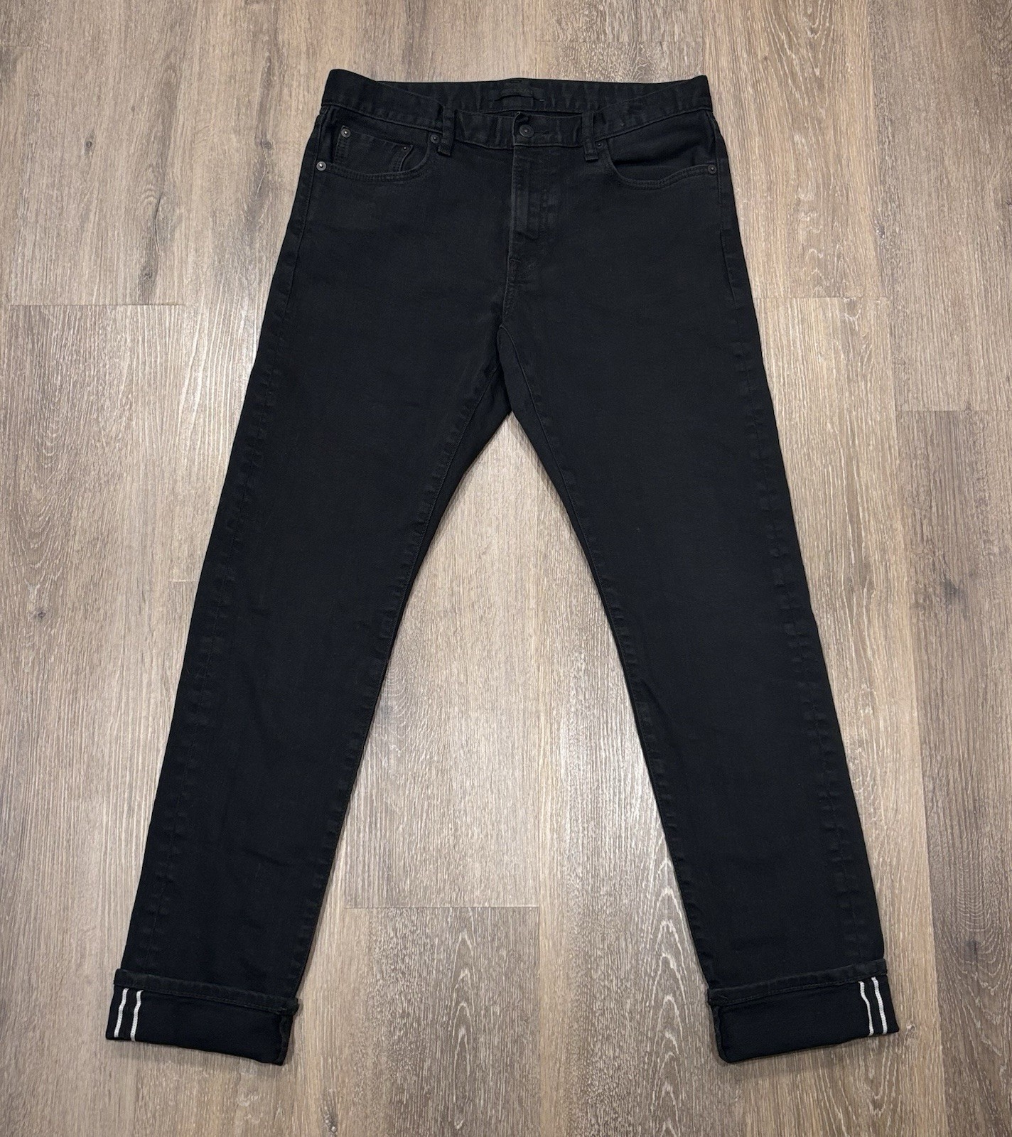 UNIQLO Selvedge Jeans Mens 32x32 Black Slim Straight Mid Rise Denim (Tag 32X34)