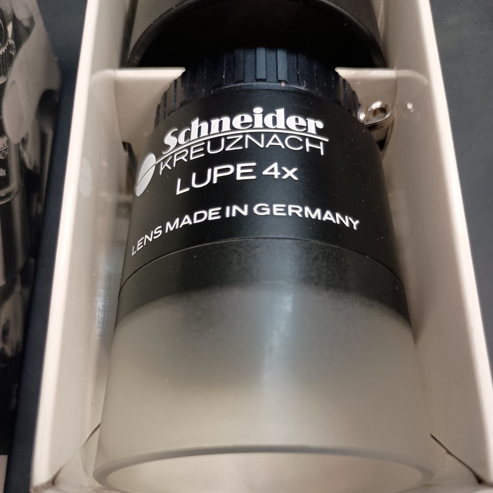 Schneider Kreuznach Magnifier Loupe 4X Lens made Germany Schneider Kreuznach Magnifier Loupe 4X Lens made Germany