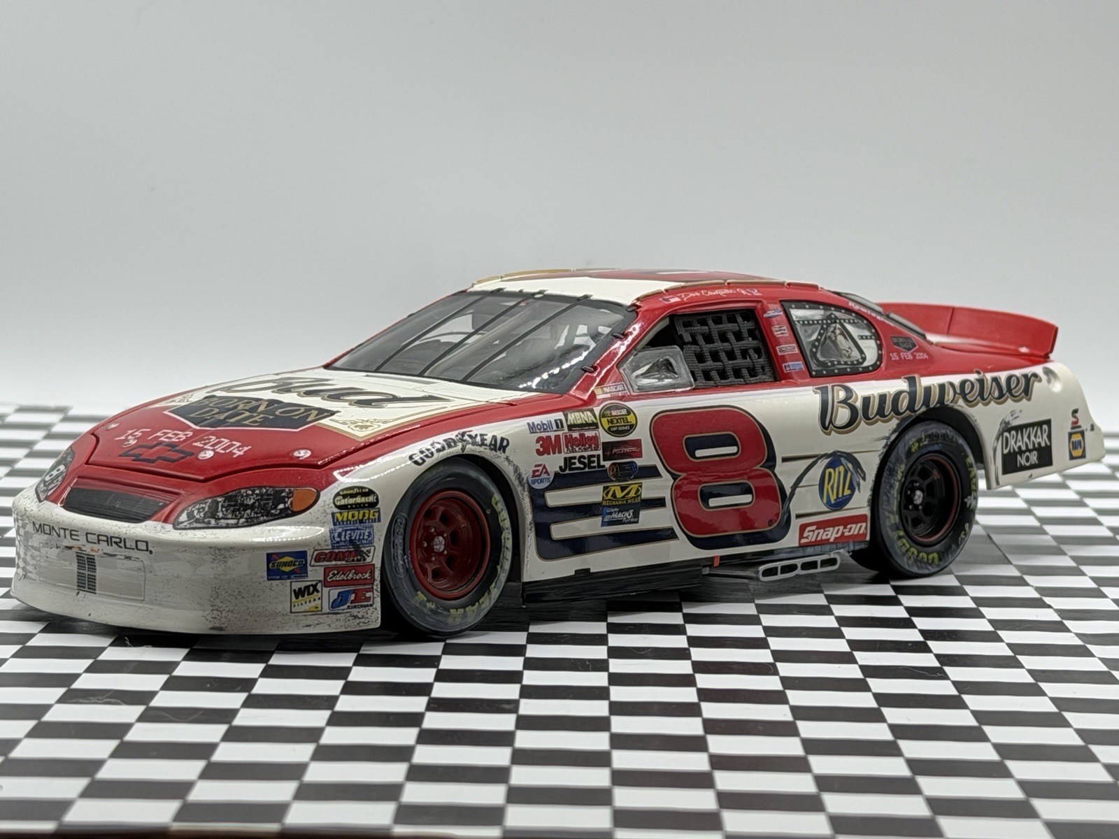 2004 Dale Earnhardt Jr Bud BOD 2/15 Daytona 500 Win Raced Version Action 1/24 2004 Dale Earnhardt Jr Bud BOD 2/15 Daytona 500 Win Raced Version Action 1/24