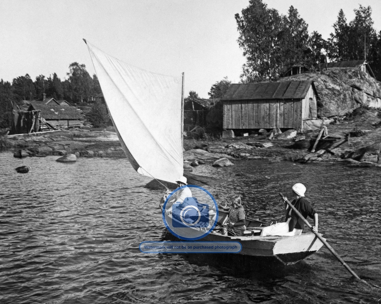 WOMEN SAILING BOAT KARELIA SUMMER 1922 8X10 PHOTO