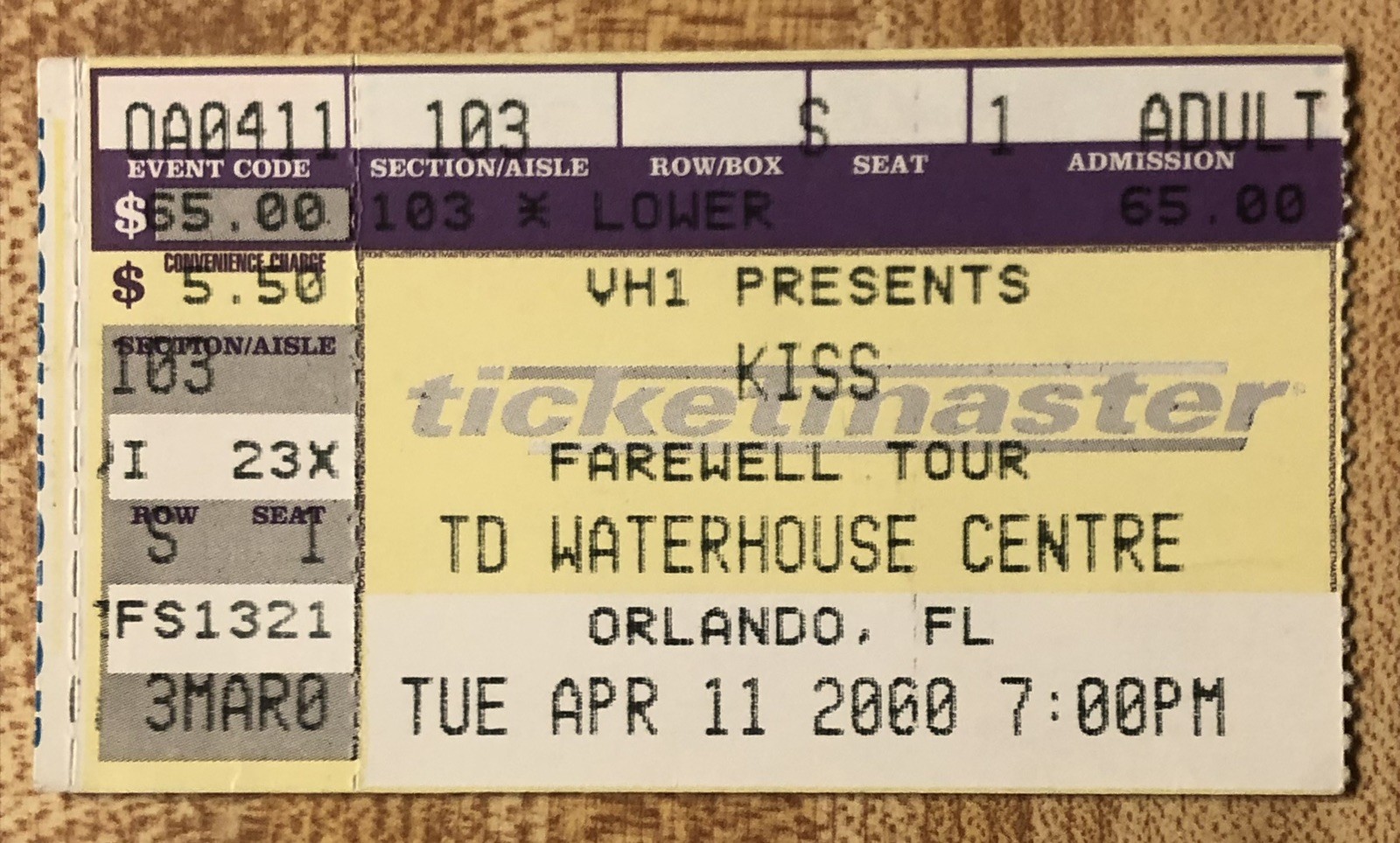 KISS 2000 FAREWELL TOUR ORLANDO GENE SIMMONS ACE FREHLEY PETER CRISS WATERHOUSE KISS 2000 FAREWELL TOUR ORLANDO GENE SIMMONS ACE FREHLEY PETER CRISS WATERHOUSE