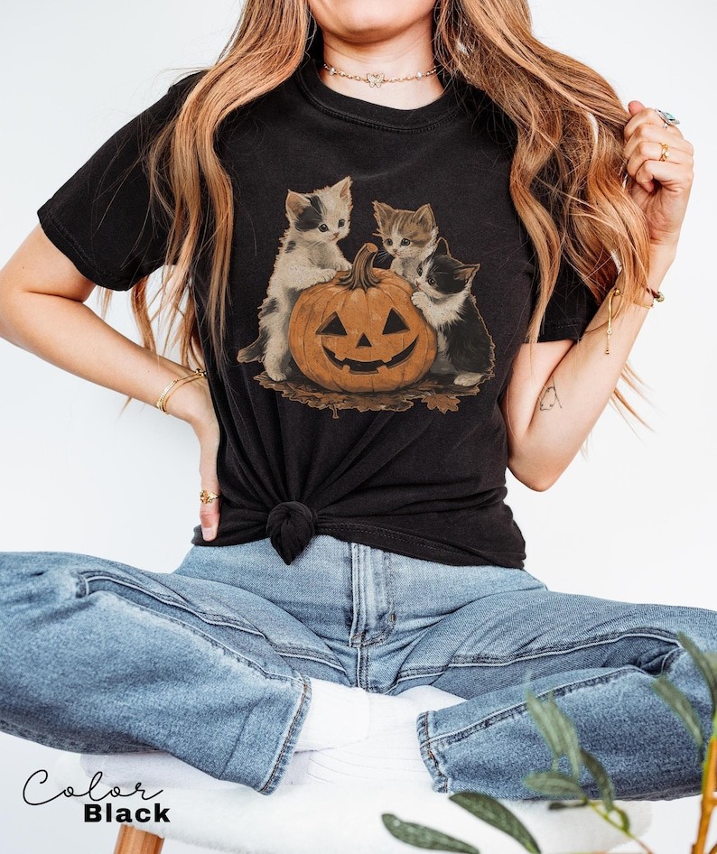 Vintage 90s Cat Halloween Shirt, Retro Halloween Shirt, Spooky Season Tee