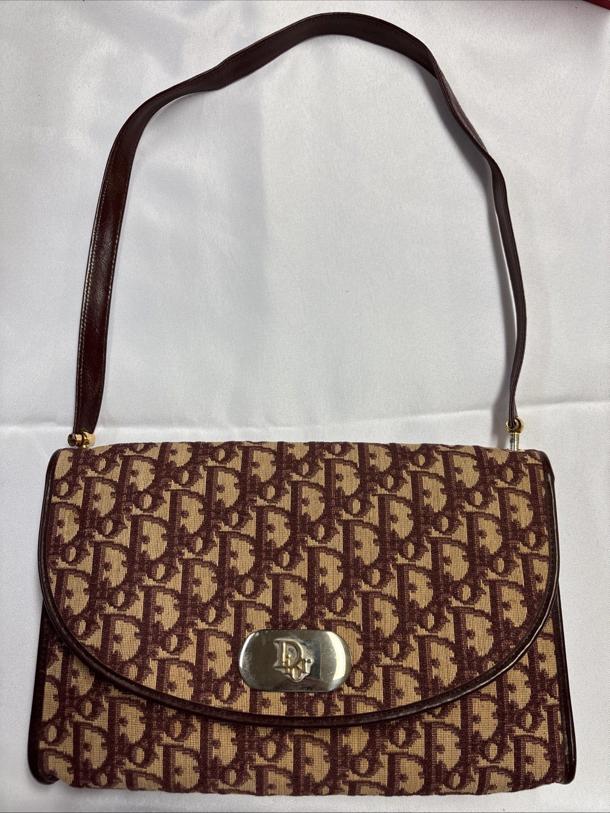Christian Dior Trotter Burgundy Shoulder Bag Authenticated Snap Needs Repair