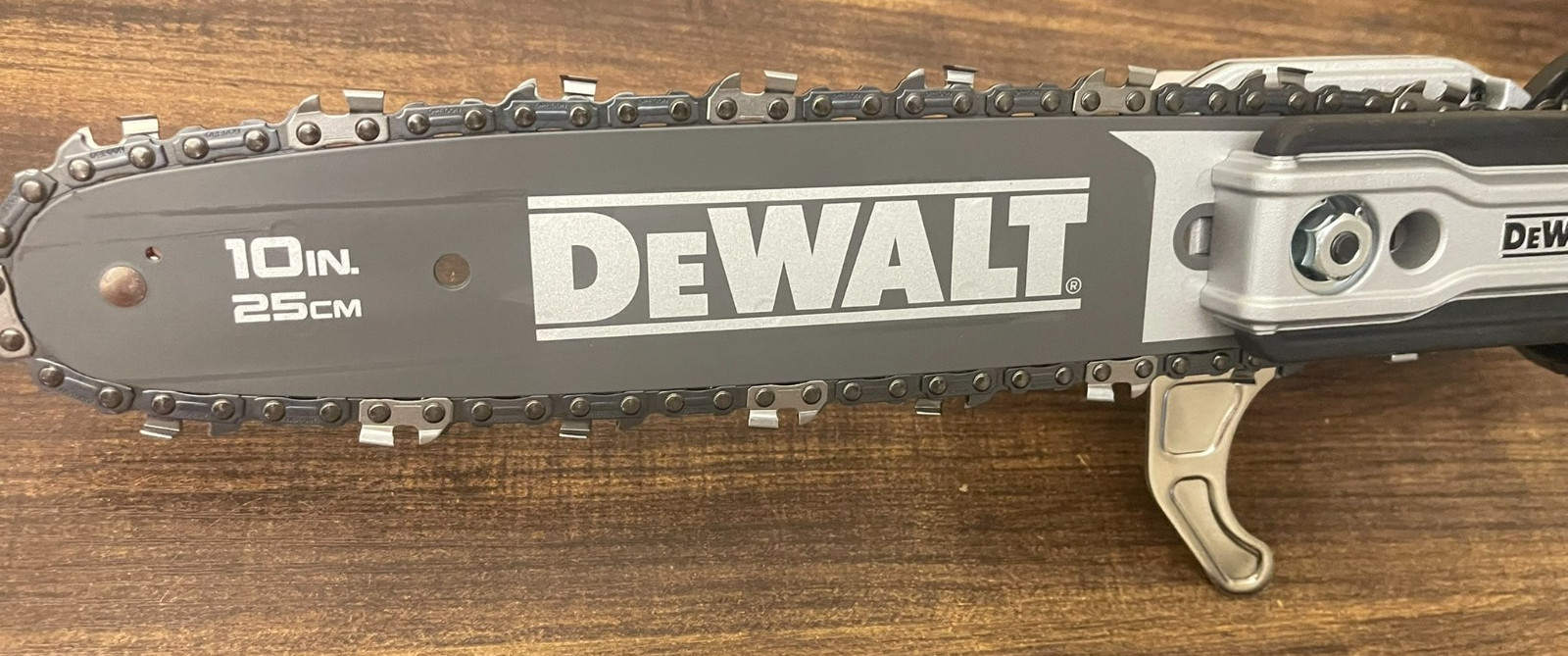 DEWALT 60V MAX* 10 IN. TELESCOPING POLE SAW, Complete Gear Assembly Replacement