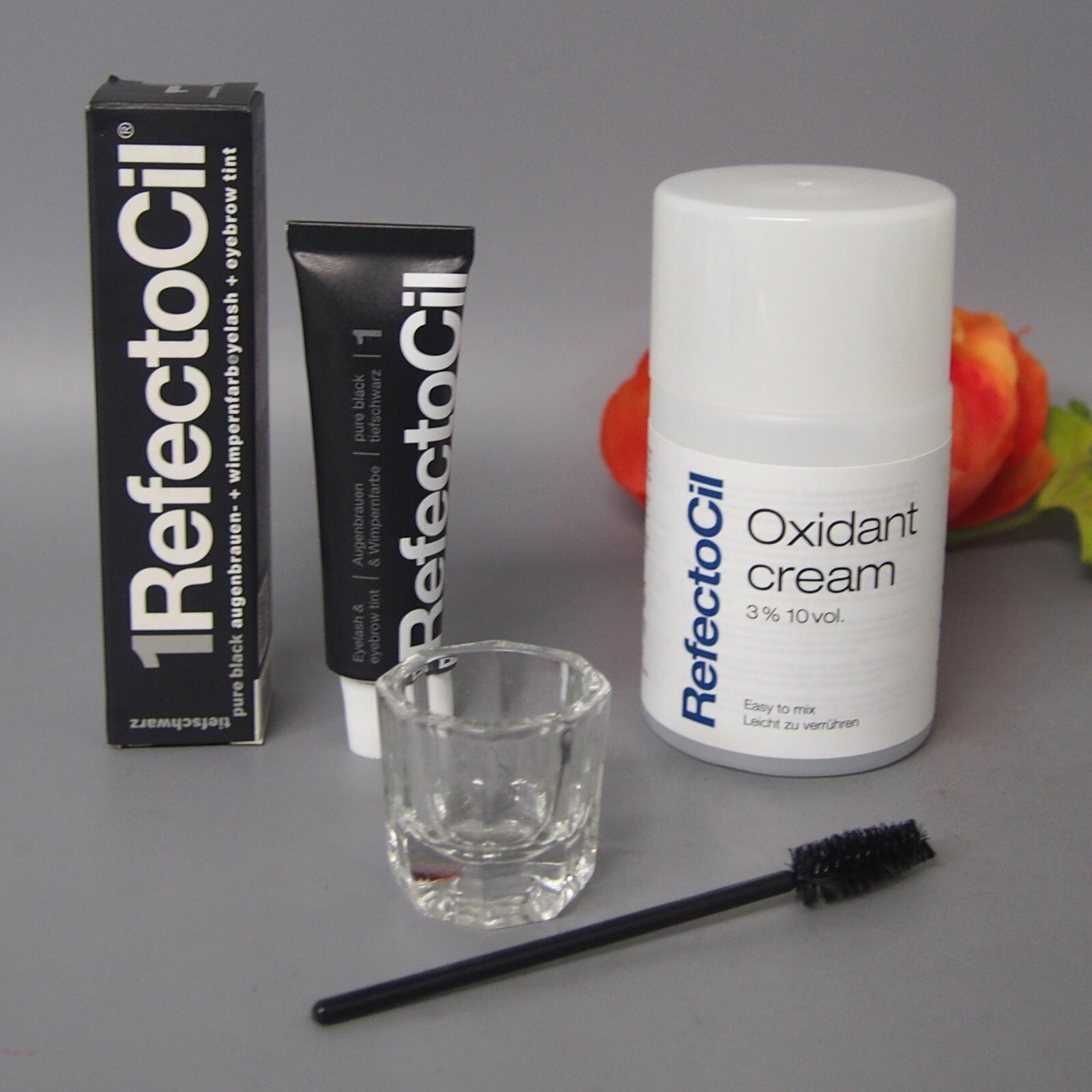 Refectocil Eyelash Eyebrow Professional Tint Kit in Pure Black CHOOSE DEVELOPER