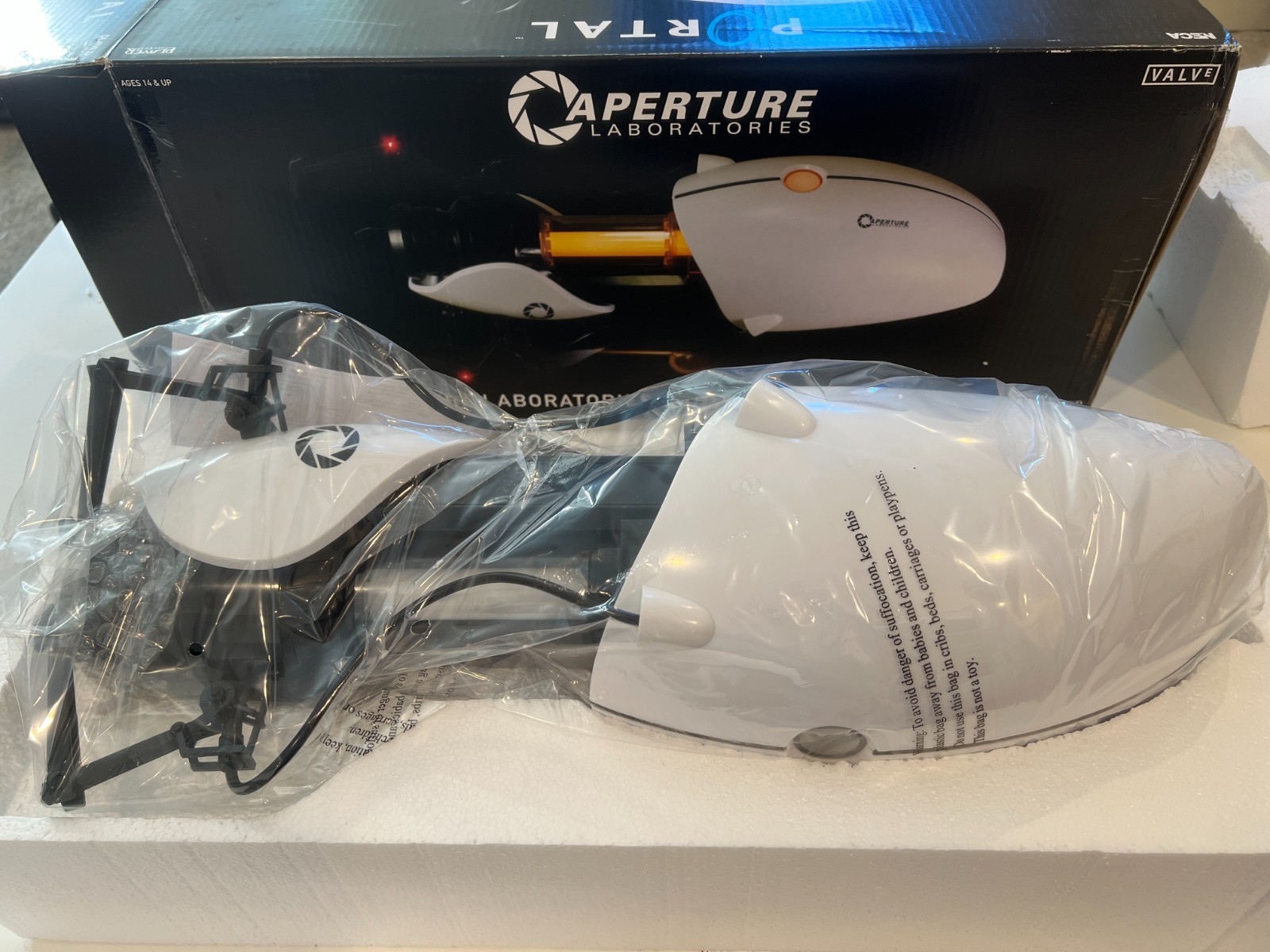 NECA Portal Gun Replica — Original Limited First Edition 1 of 5000 — New In Box
