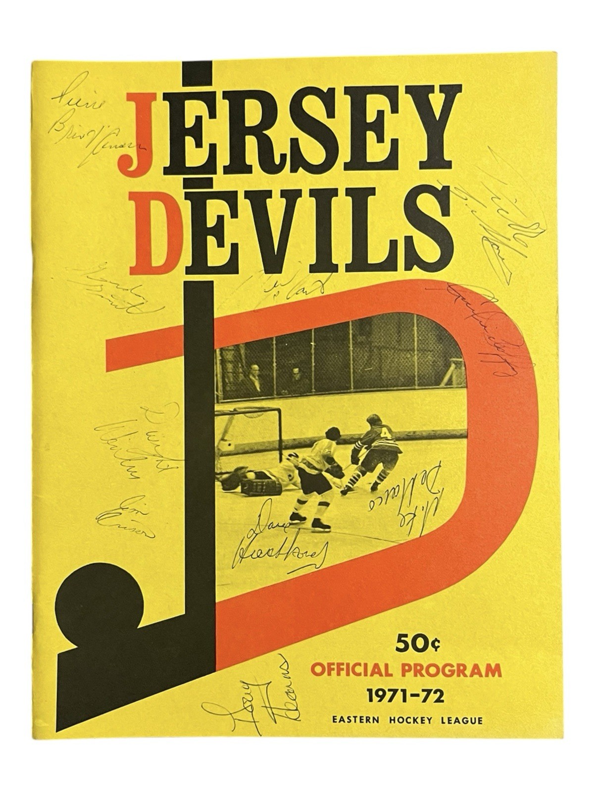 Vintage 1971 - 1972 Jersey Devils EHL Hockey Game Program vs New Haven Blades Vintage 1971 - 1972 Jersey Devils EHL Hockey Game Program vs New Haven Blades