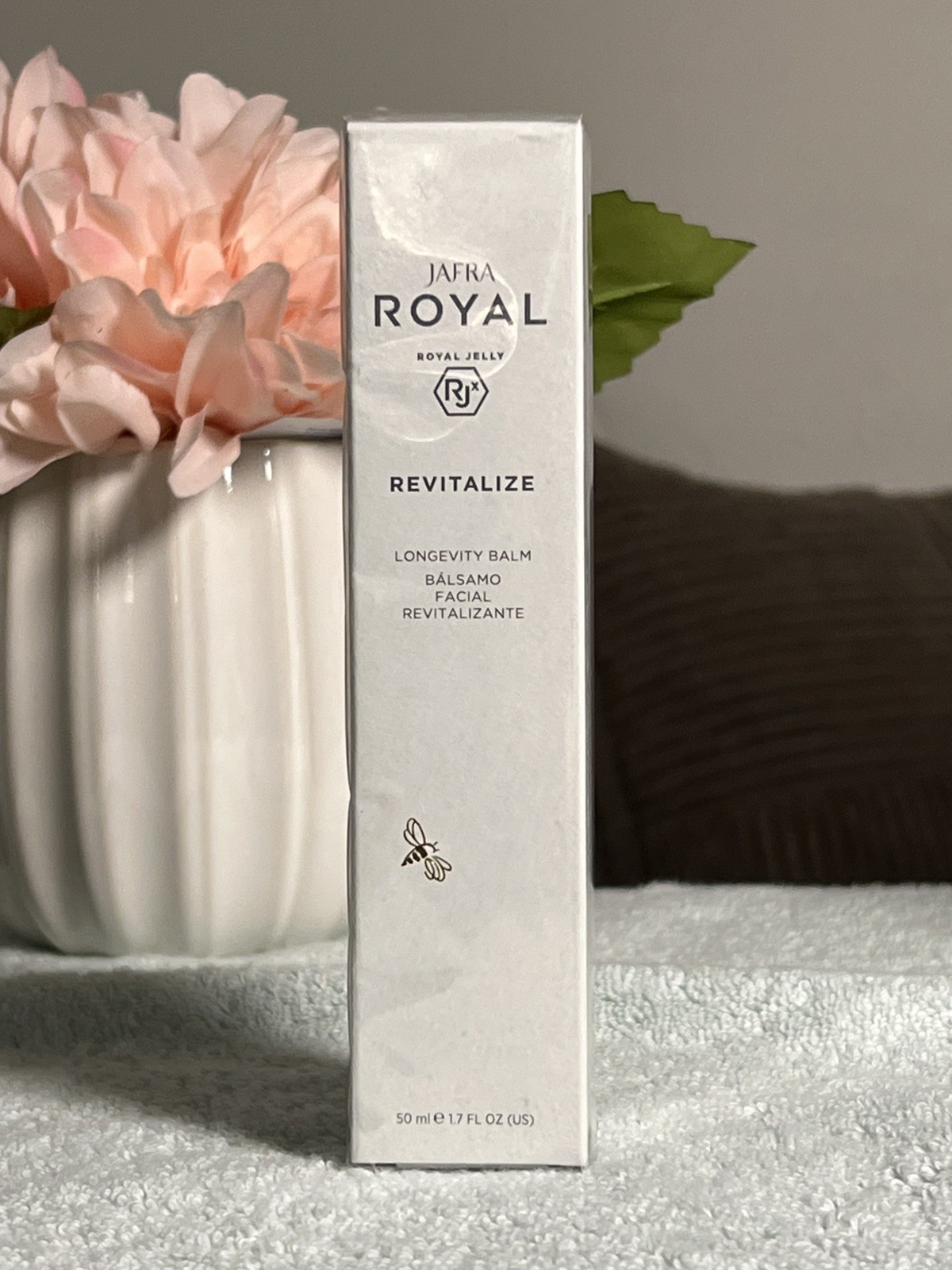Jafra Royal Jelly Revitalize Longevity Balm 1.7 oz New In Sealed Box Jafra Royal Jelly Revitalize Longevity Balm 1.7 oz New In Sealed Box