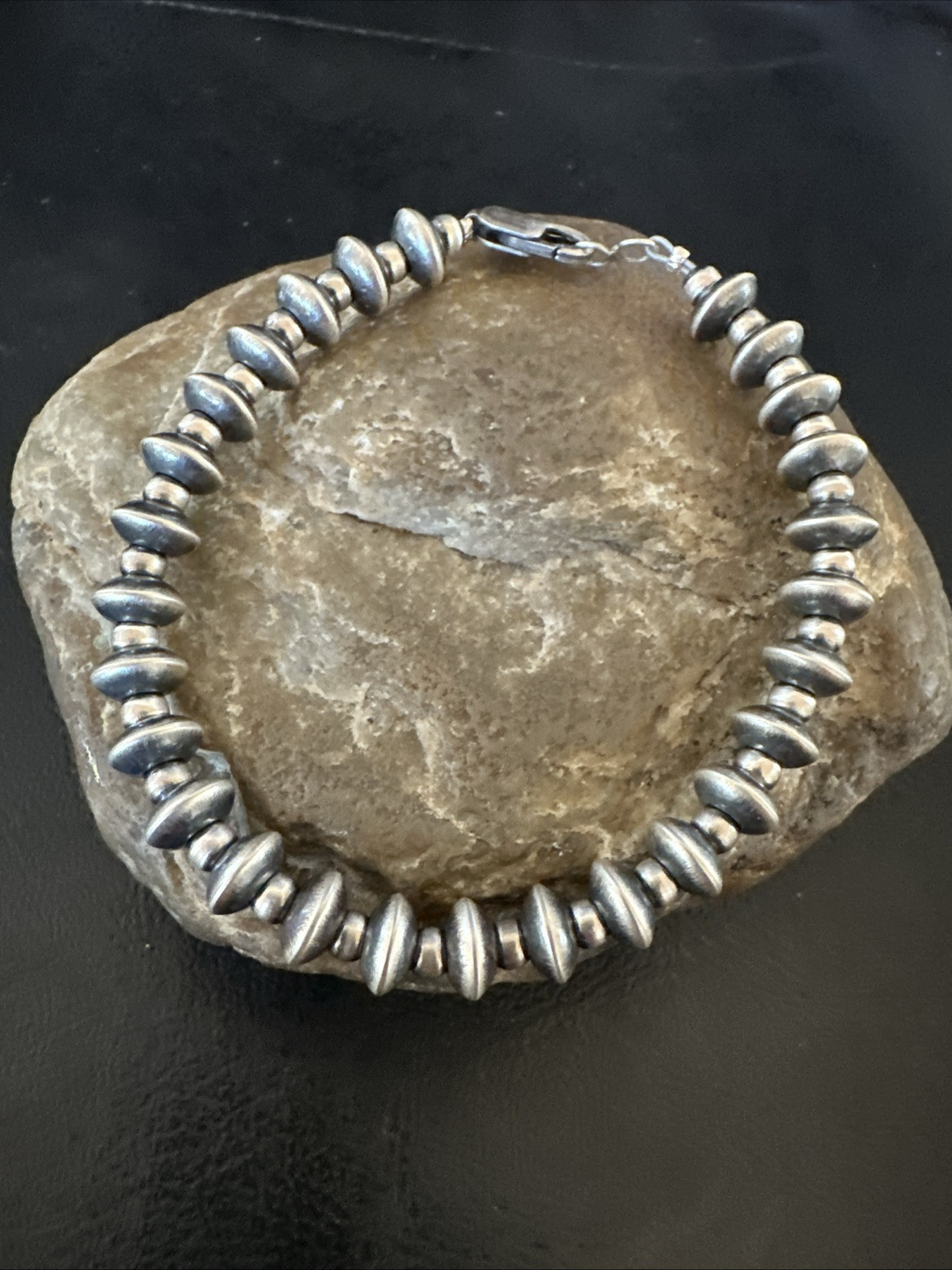 Navajo 8mm Flat 4mm Round Beads 7.5” Sterling Silver Bracelet 18988
