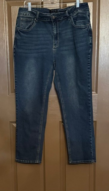 Bloomchic Woman\'s Jeans Bloomchic Woman\'s Jeans