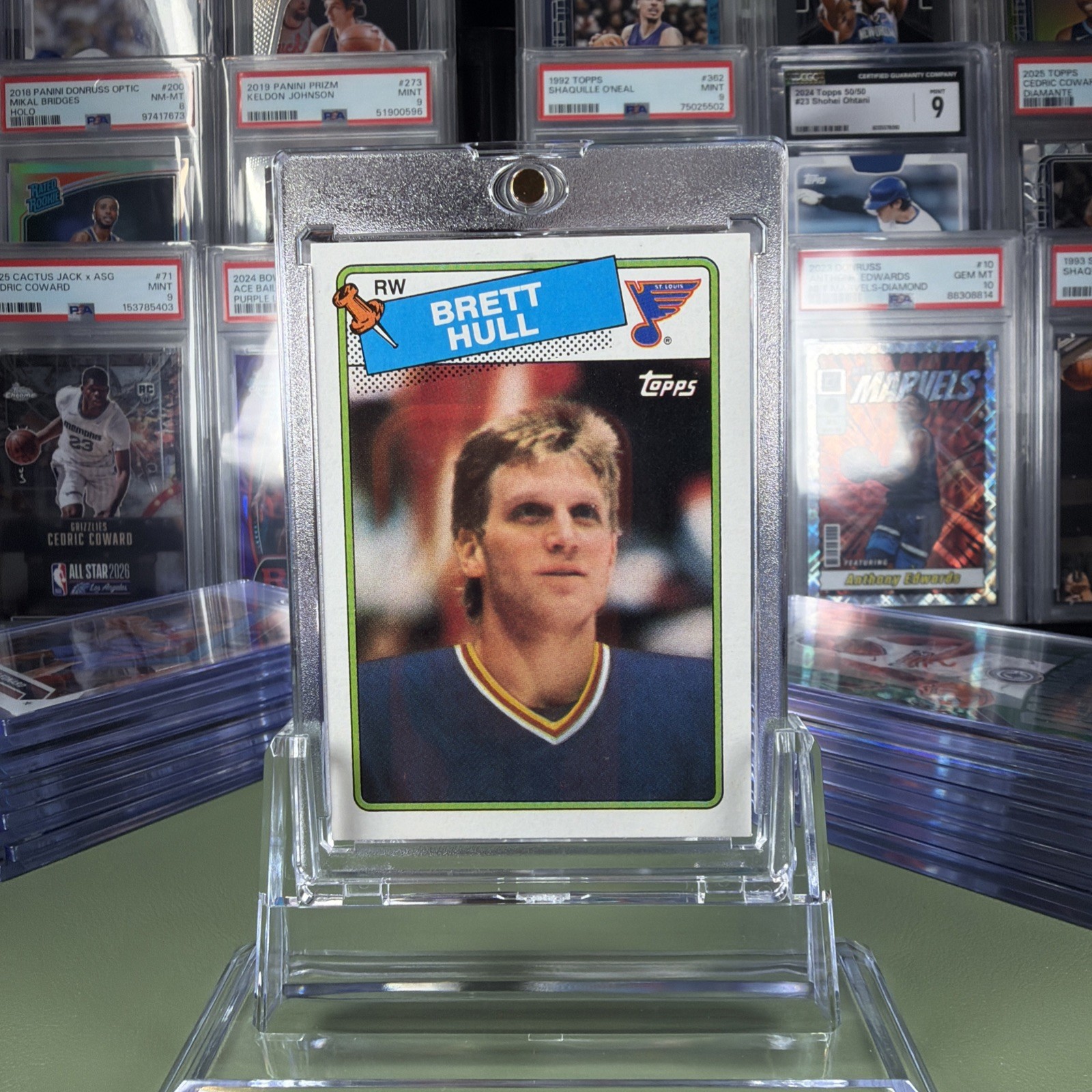 1988-89 Topps - Brett Hull #66 (RC) 1988-89 Topps - Brett Hull #66 (RC)