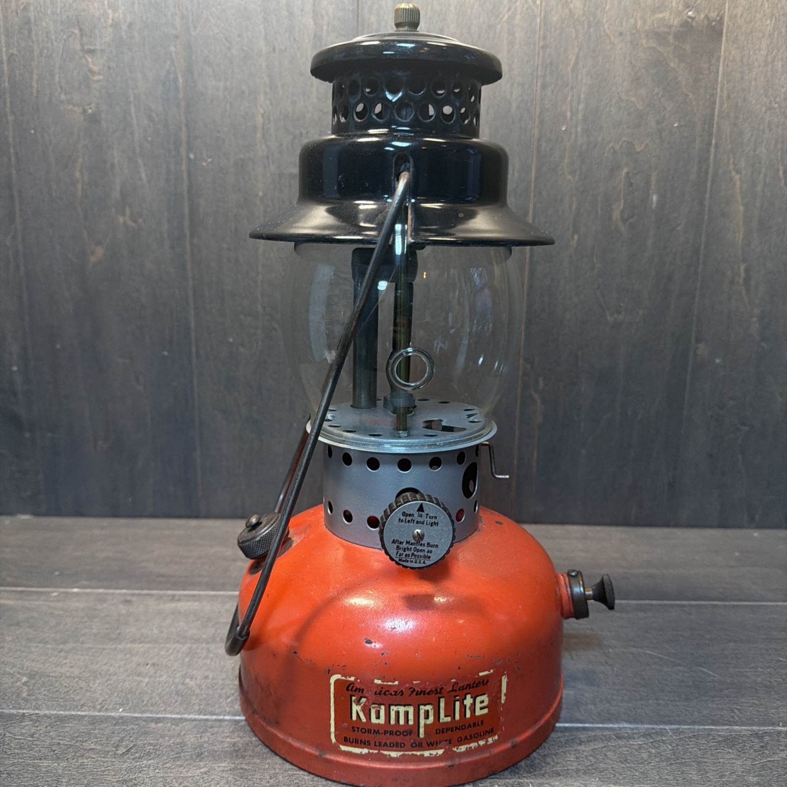KAMPLITE LANTERN Vintage Red Untested KAMPLITE LANTERN Vintage Red Untested