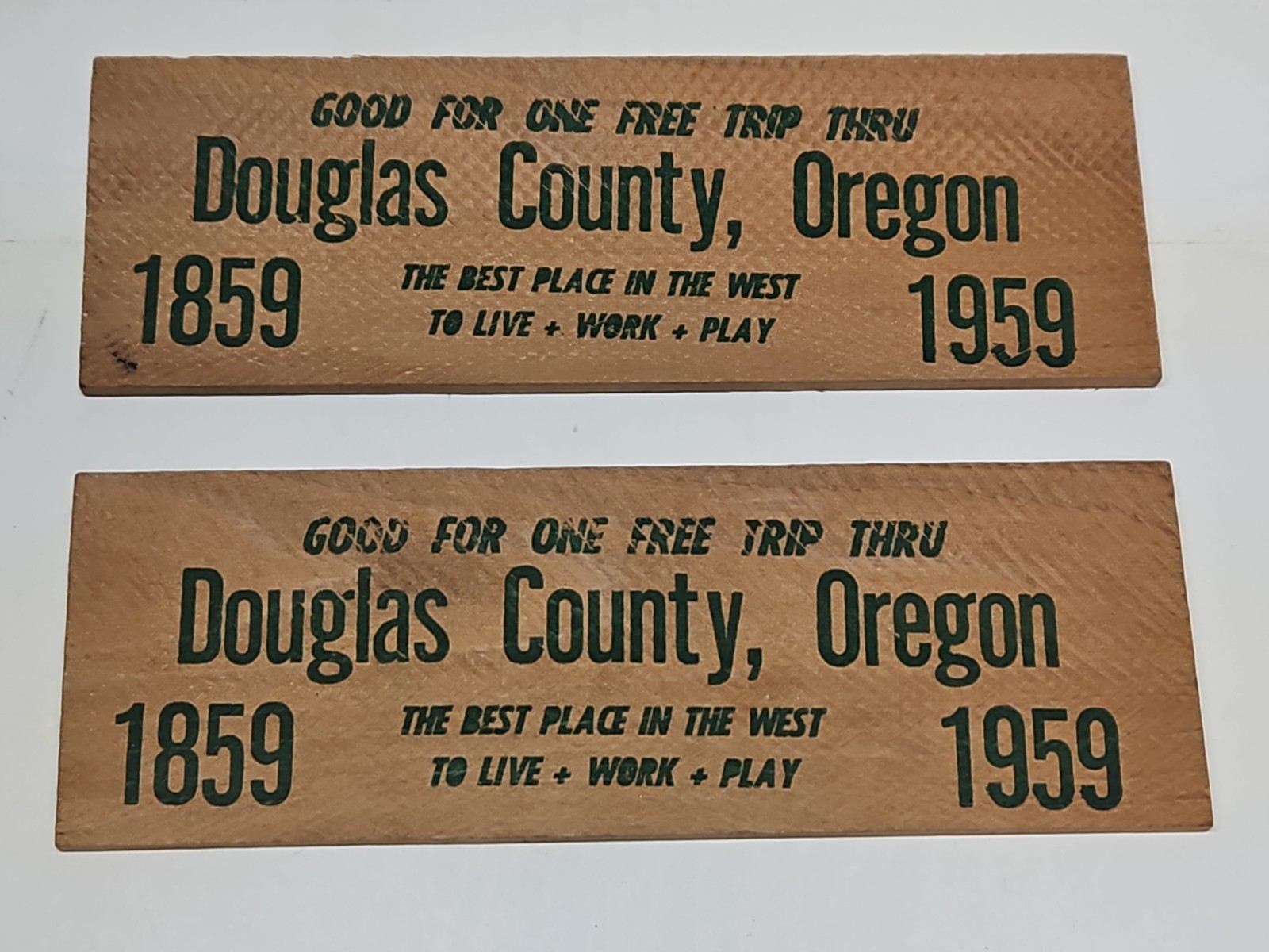 (1) Vintage 1959 Oregon Centennial Douglas County Novelty Wood Souvenir Pass