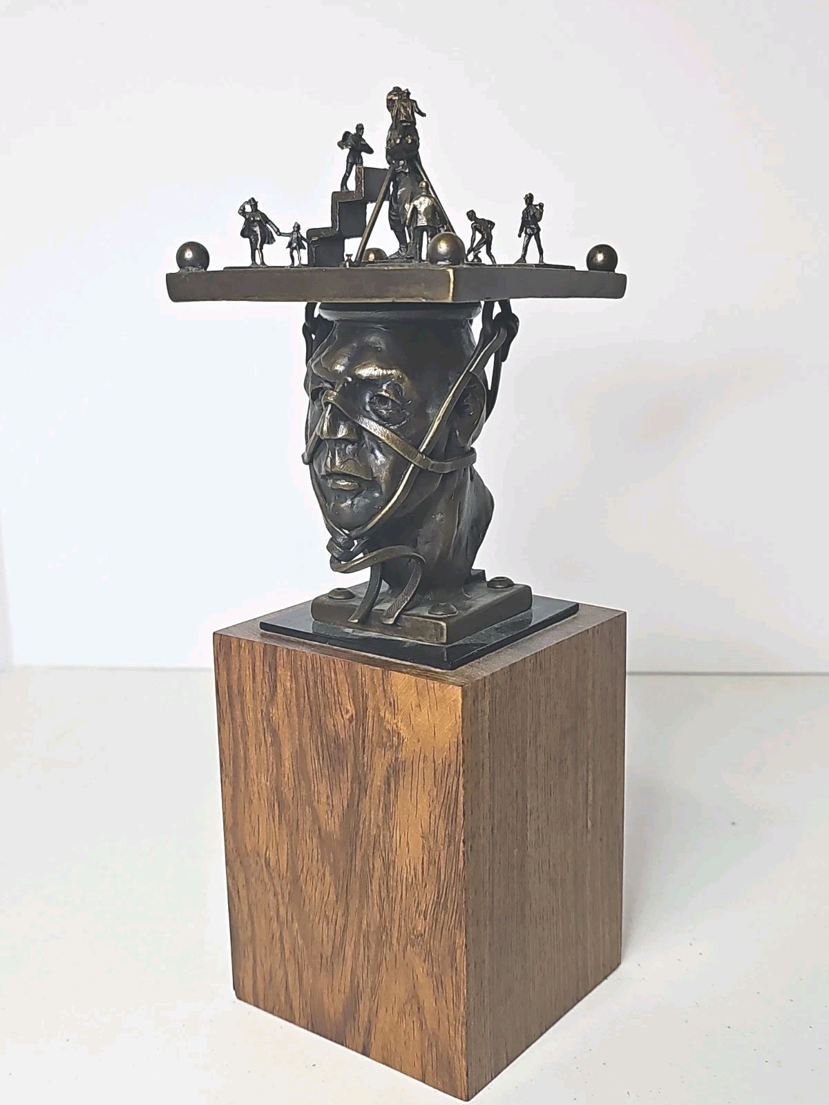 Abstract Art Bronze BY TED Abstract Art Bronze BY TED