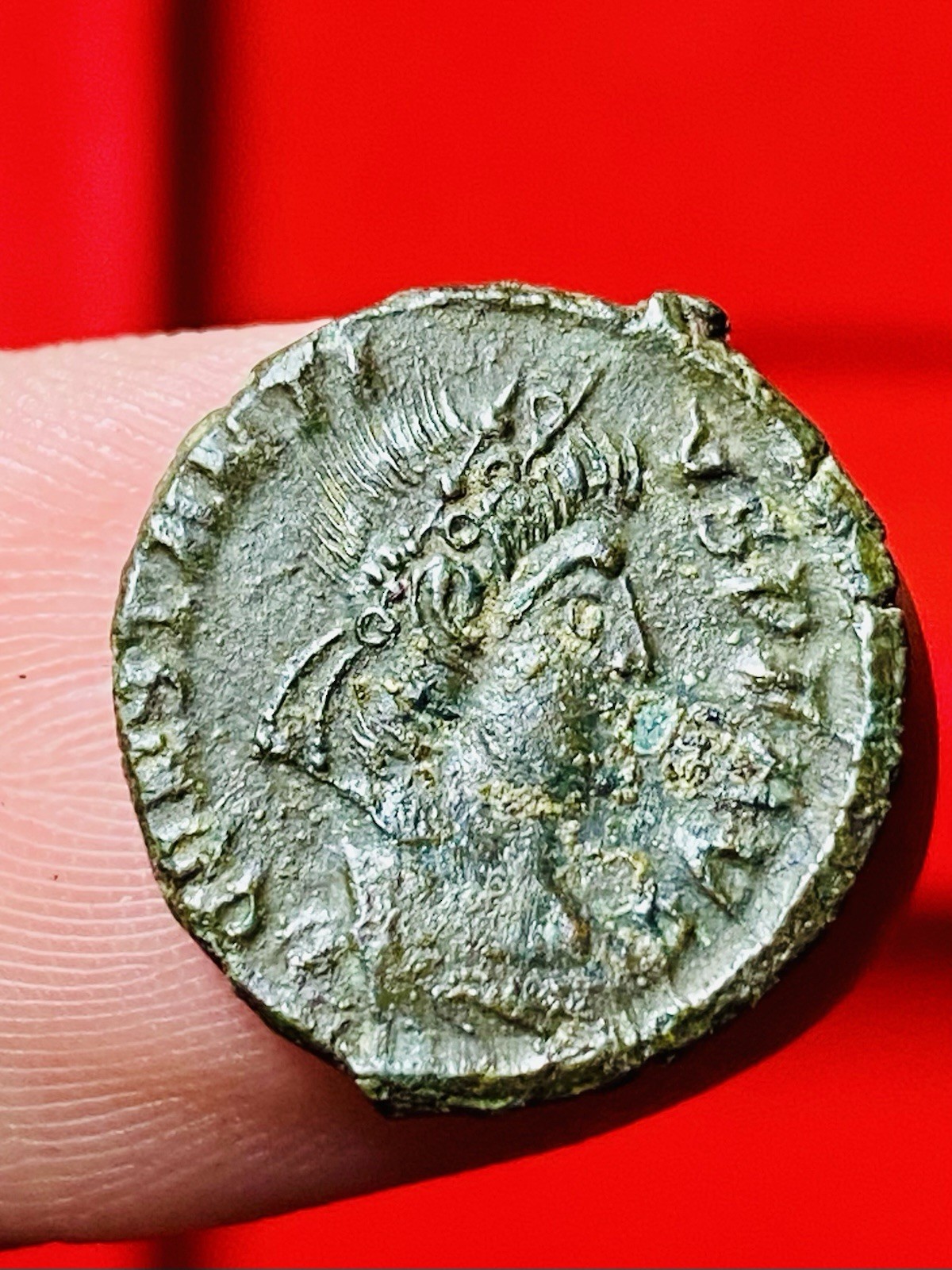 Constantius II AE Nummus Trier AD 348, VICTORIAE, VERY RARE, EX ZSCHUCKE, VG-VF+ Constantius II AE Nummus Trier AD 348, VICTORIAE, VERY RARE, EX ZSCHUCKE, VG-VF+