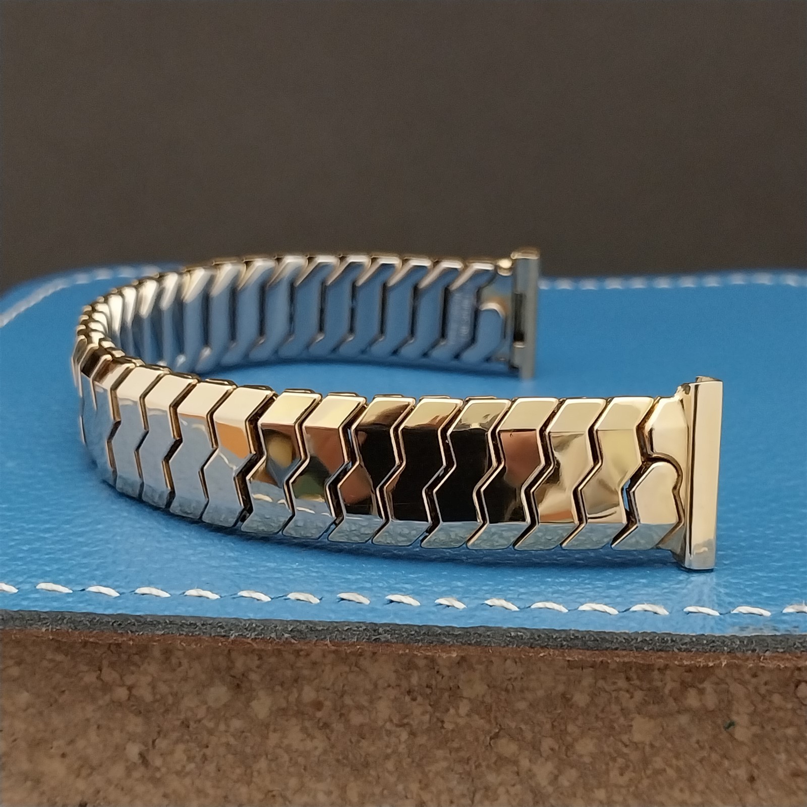 1947 Speidel Golden Knight 10k Gold-Filled Expansion Unused Vintage Watch Band 1947 Speidel Golden Knight 10k Gold-Filled Expansion Unused Vintage Watch Band