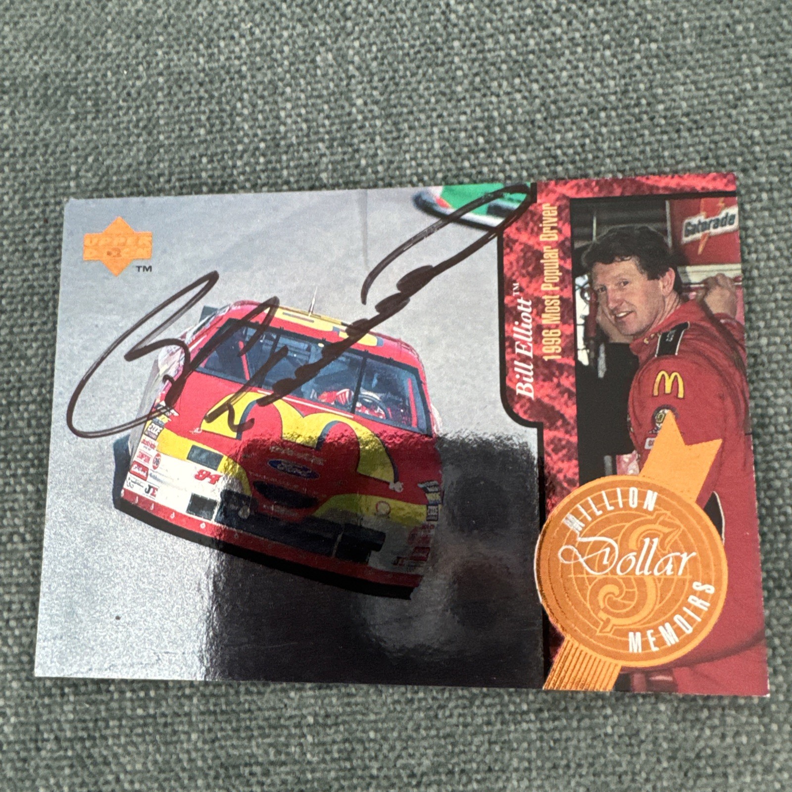 Upper Deck Bill Elliott Autographed NASCAR Auto Racing Sports Trading Card Upper Deck Bill Elliott Autographed NASCAR Auto Racing Sports Trading Card