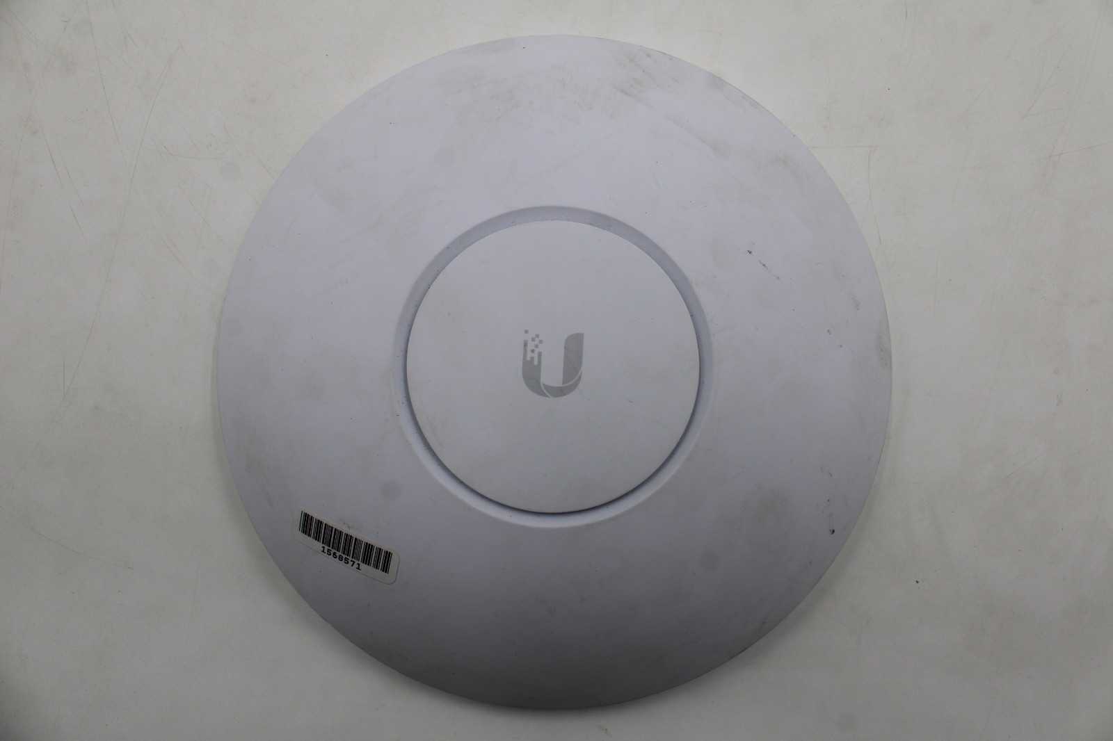 Ubiquiti Networks UniFi UAP-AC-HD 802.11ac Wave 2 Enterprise Access Point