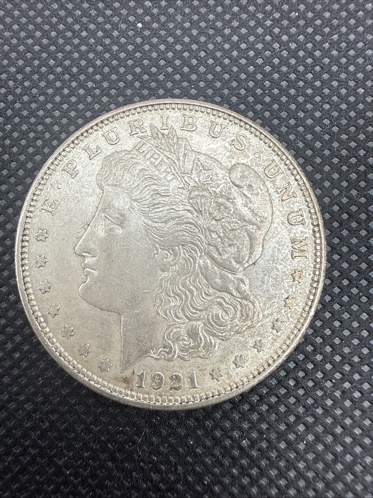 1921-d Morgan Dollar 90% Silver $1 US Coin Denver **FREE SHIPPING** 1921-d Morgan Dollar 90% Silver $1 US Coin Denver **FREE SHIPPING**