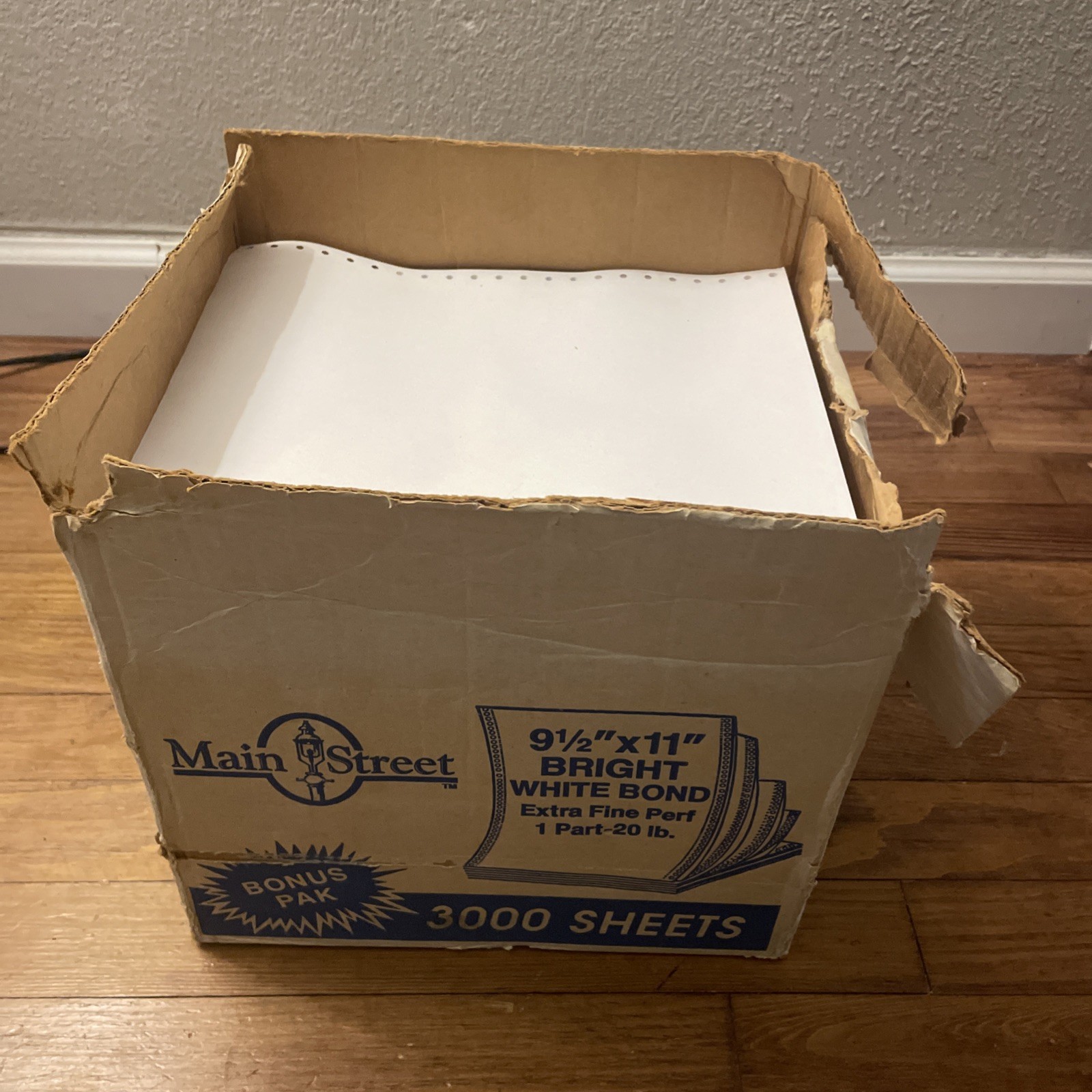 VTG Continuous Dot Matrix Tractor Feed Printer Computer Paper 9.5 VTG Continuous Dot Matrix Tractor Feed Printer Computer Paper 9.5