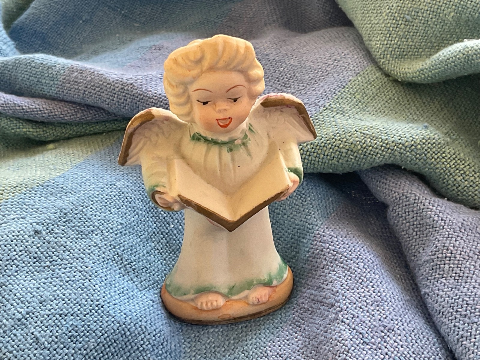 Vtg Happy Smiling Singing Angel With Book — Japan Vtg Happy Smiling Singing Angel With Book — Japan