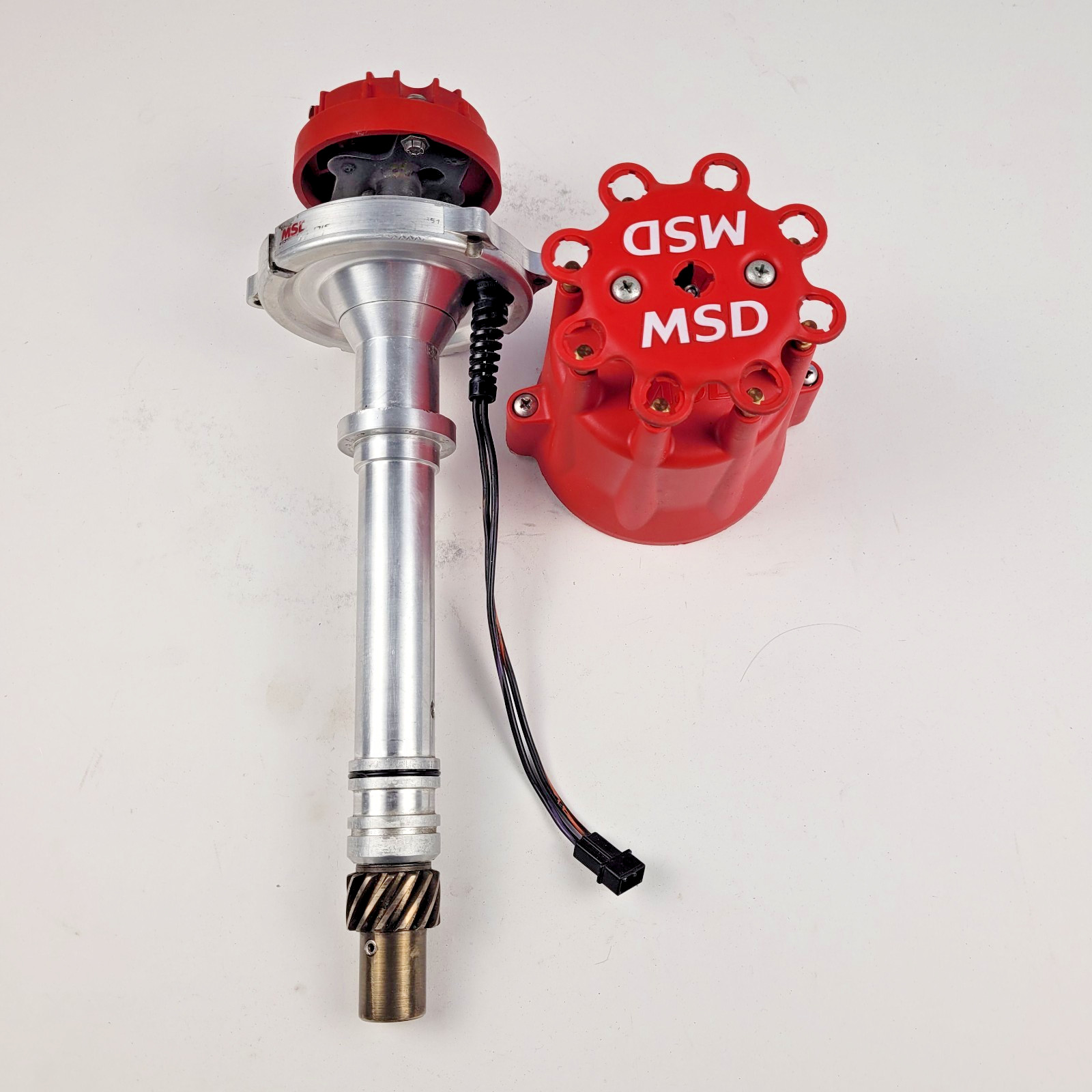MSD 85551 Pro Billet Distributor For Small & Big Block Chevy W/Bronze Gear MSD 85551 Pro Billet Distributor For Small & Big Block Chevy W/Bronze Gear