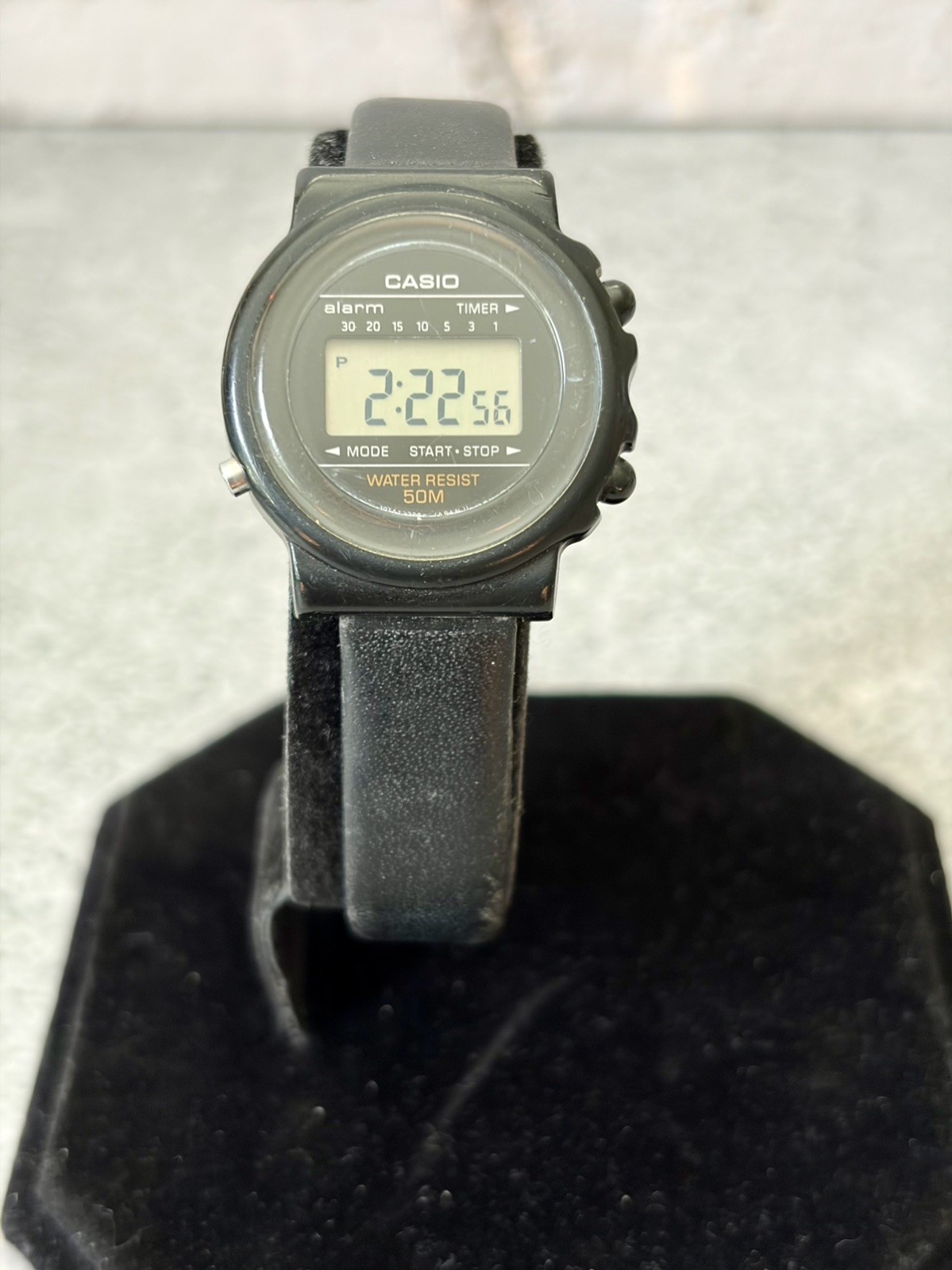 Vintage 1989 Casio LW-40 526 Digital Watch Japan M 50M New Battery