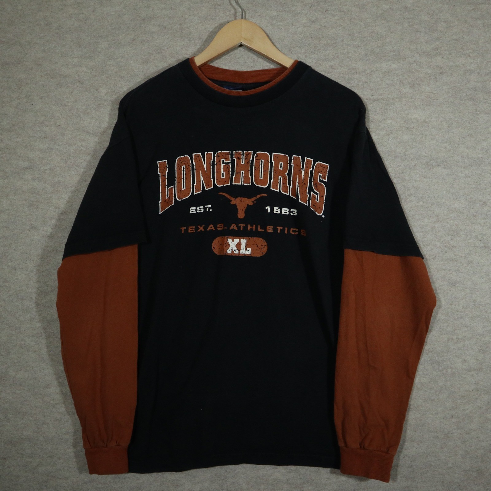 Vintage Texas Longhorns Champs Sports Shirt Mens Medium Black Orange Y2K Skater Vintage Texas Longhorns Champs Sports Shirt Mens Medium Black Orange Y2K Skater