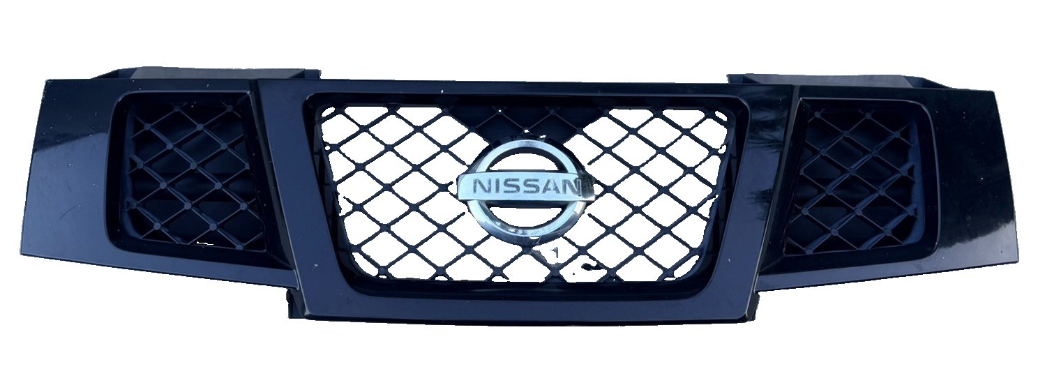 2008-2015 Nissan Armada Front Upper Grille Galaxy Black Emblem Small Paint Chips 2008-2015 Nissan Armada Front Upper Grille Galaxy Black Emblem Small Paint Chips