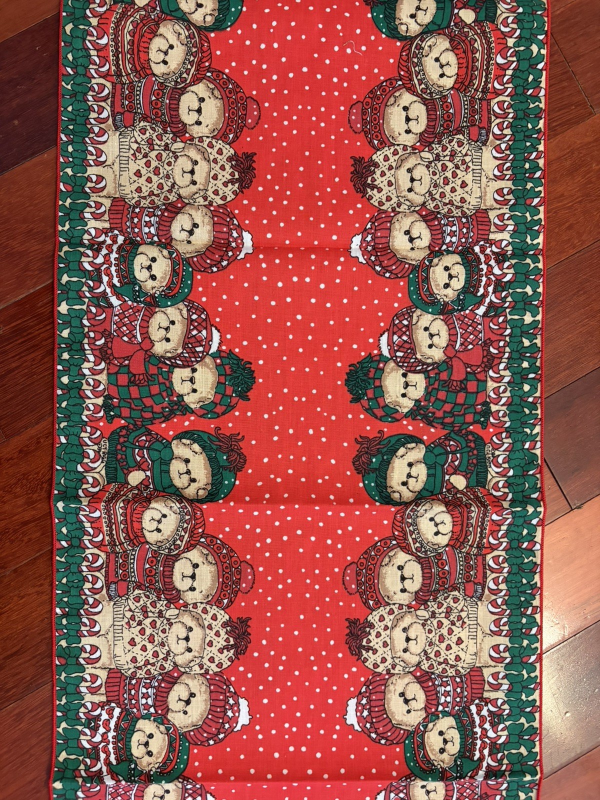 VTG  Lucy Rigg Xmas Holiday Table Runner Teddy Bears Made U.S.A  13” X 68” NIB