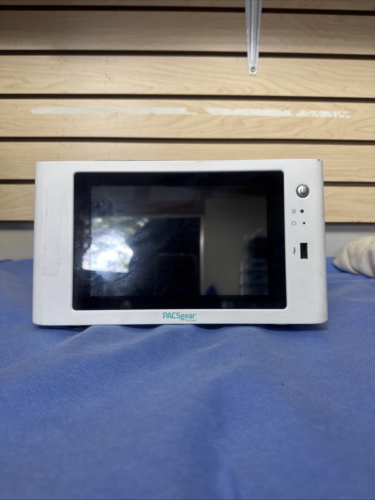 Contec PACSgear 19379 750-LEP100-001G Touch Panel Computer FOR PARTS Contec PACSgear 19379 750-LEP100-001G Touch Panel Computer FOR PARTS