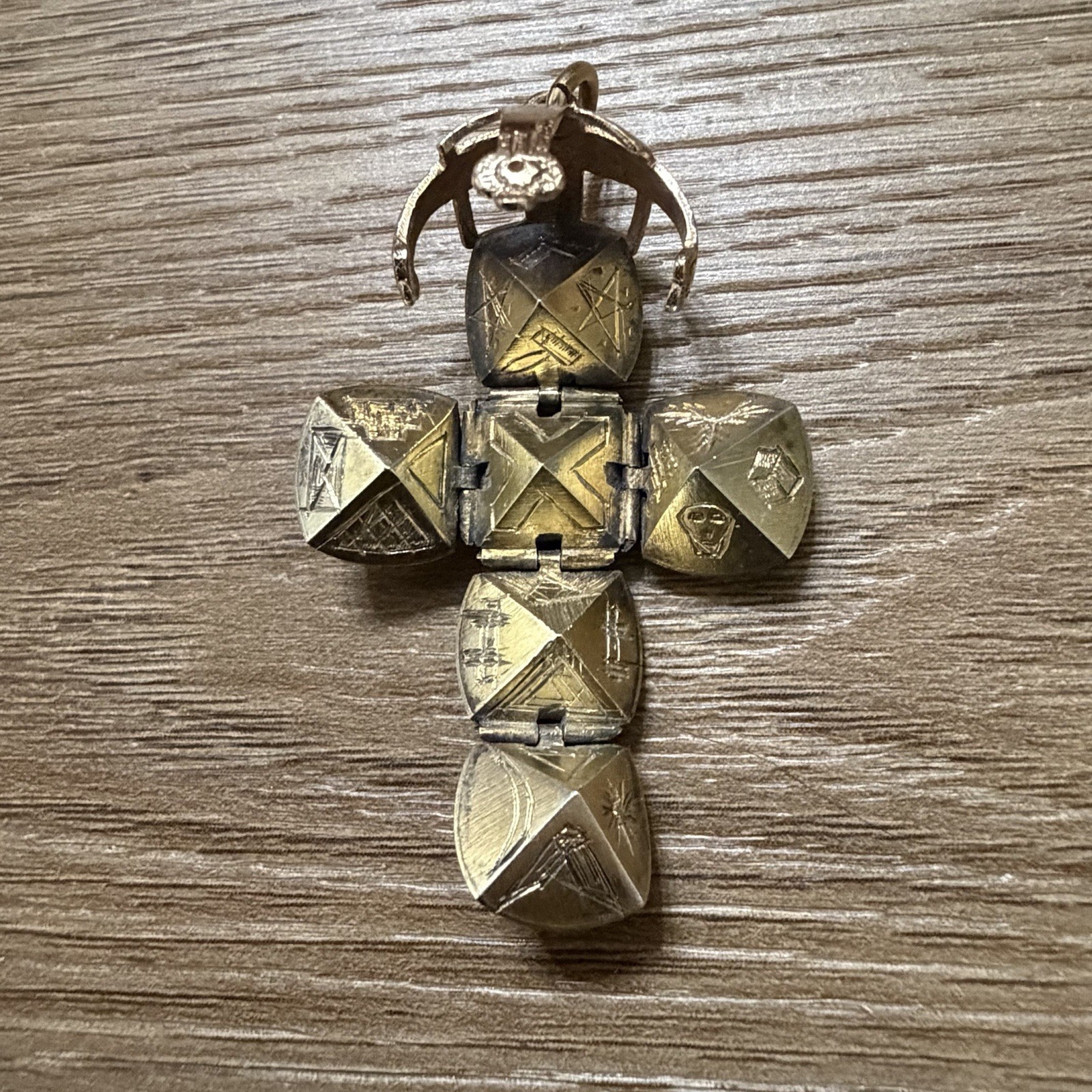 Vintage Gold Masonic Orb Ball Cross 9ct Gold On Silver 10.8g Vintage Gold Masonic Orb Ball Cross 9ct Gold On Silver 10.8g