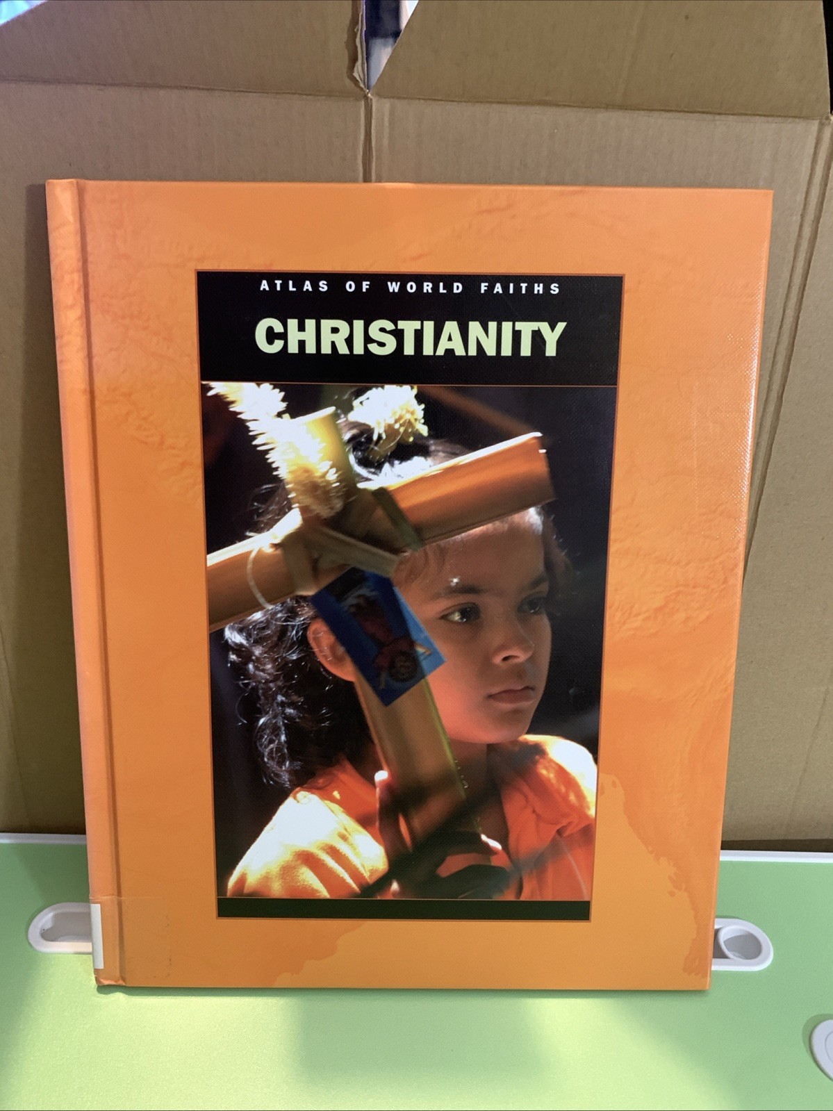 2008 Christianity (Atlas of World Faiths) by Jane Bingham Hardcover Ex Library 2008 Christianity (Atlas of World Faiths) by Jane Bingham Hardcover Ex Library