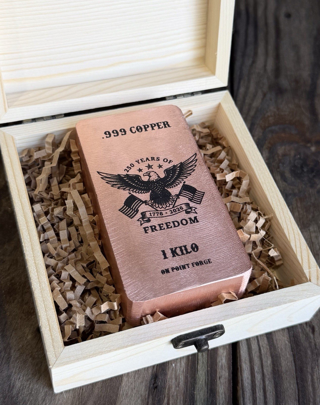 1 Kilo .999 Copper Bar | Special Edition 250 Years Of Freedom Boxed Set 1 Kilo .999 Copper Bar | Special Edition 250 Years Of Freedom Boxed Set