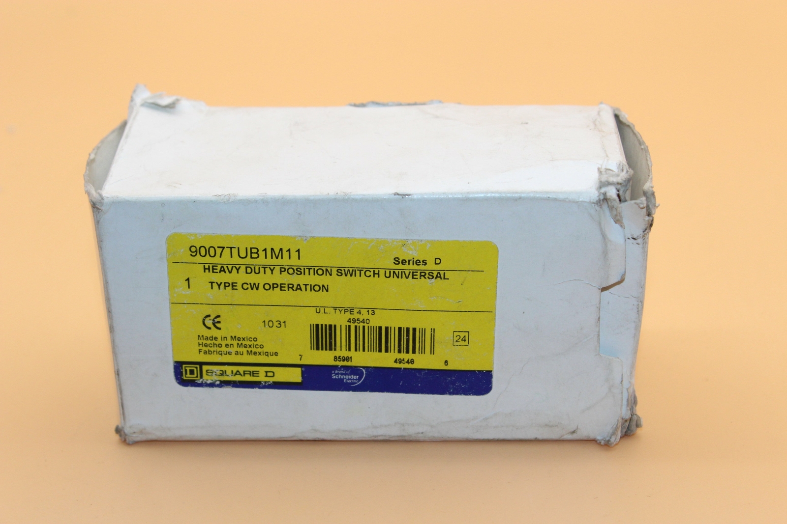 New | SQUARE D | 9007TUB1M11 | HEAVY DUTY POSITION SWITCH UNIVERSAL TYPE CW OPE New | SQUARE D | 9007TUB1M11 | HEAVY DUTY POSITION SWITCH UNIVERSAL TYPE CW OPE