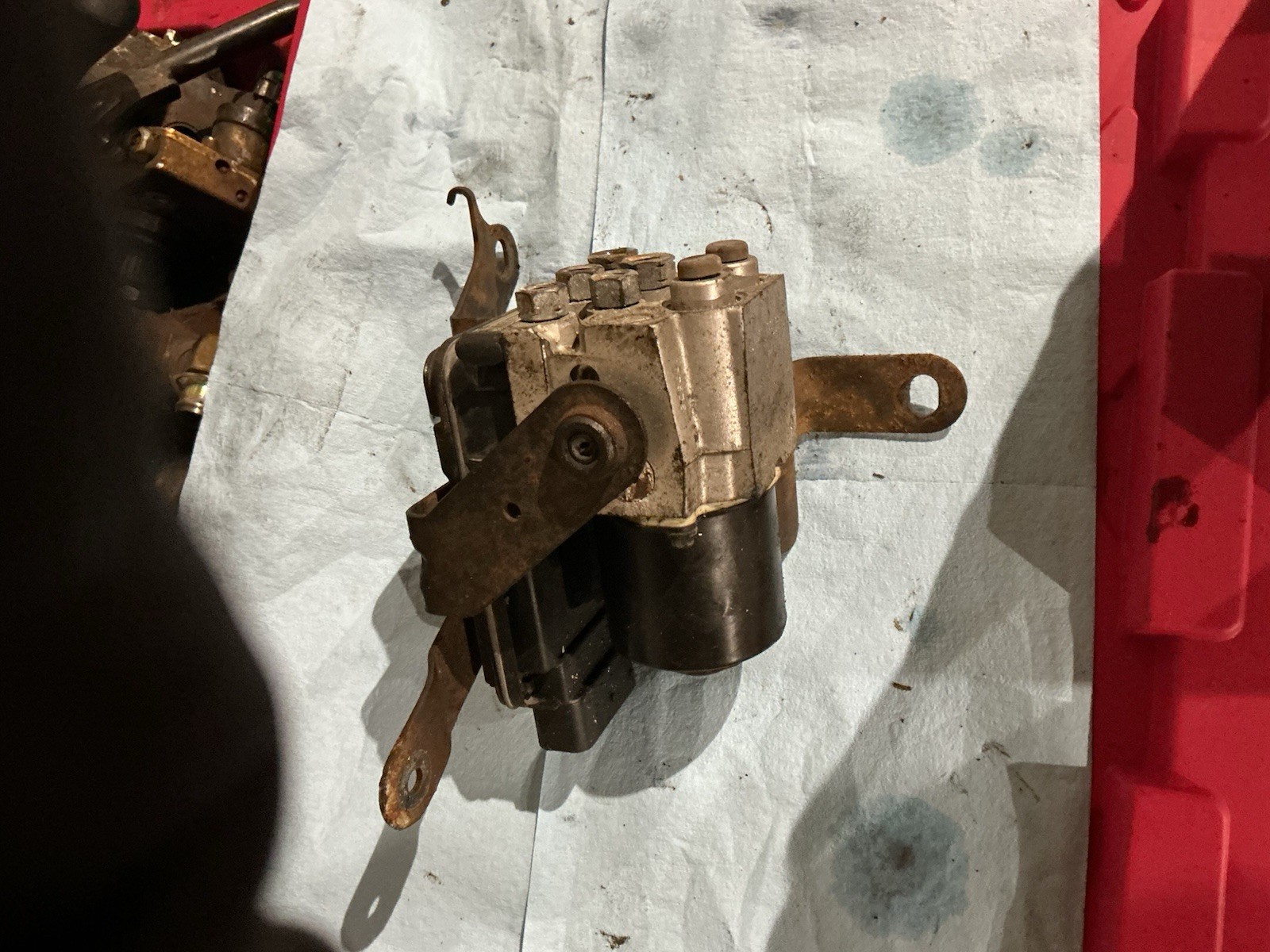 02-04 Ford F250 F350 Super Duty Anti Lock Brake ABS pump Module 2c34-2c346-BE 02-04 Ford F250 F350 Super Duty Anti Lock Brake ABS pump Module 2c34-2c346-BE